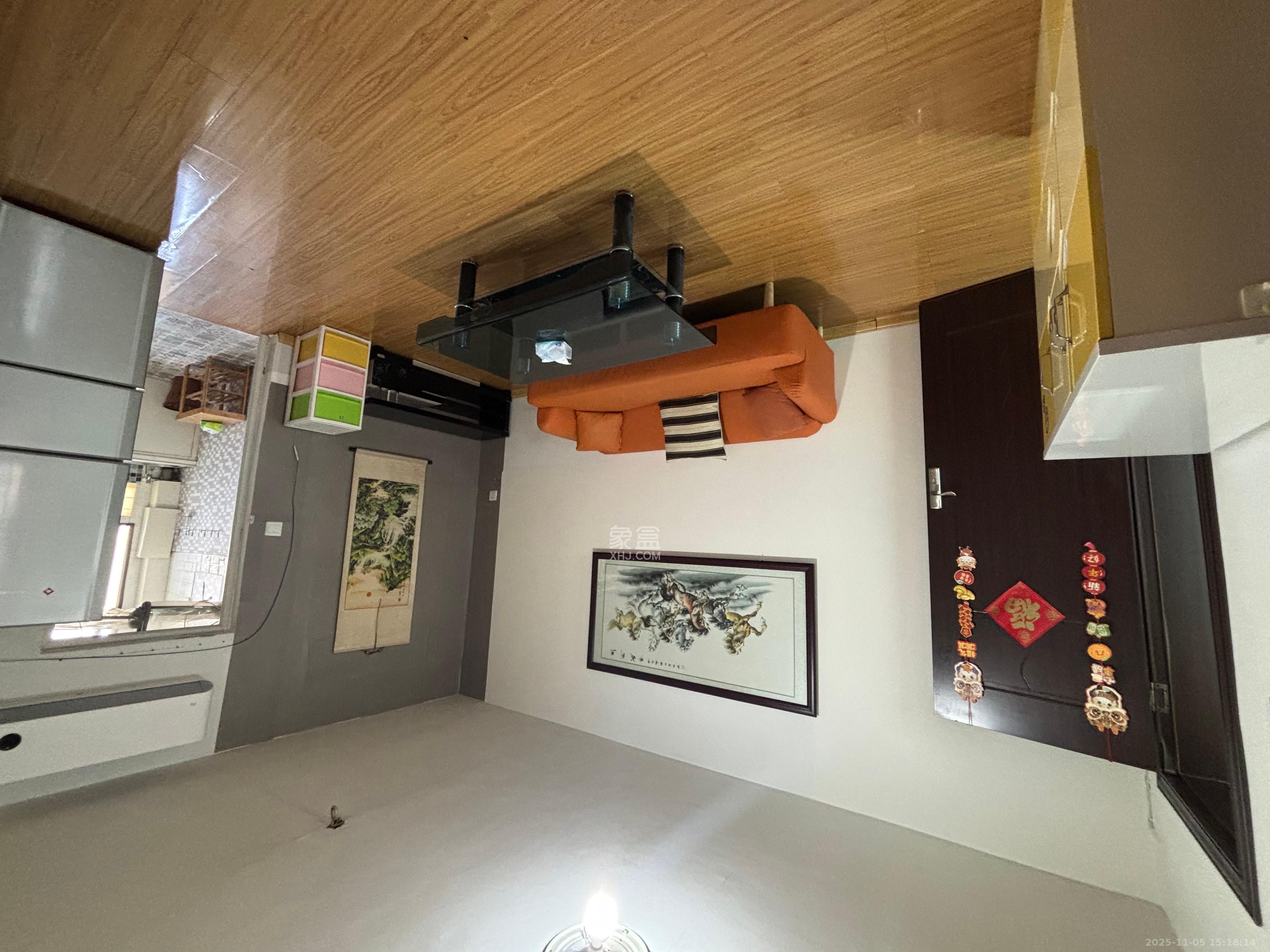 长坡社区  1室1厅1卫    1300.0元/月