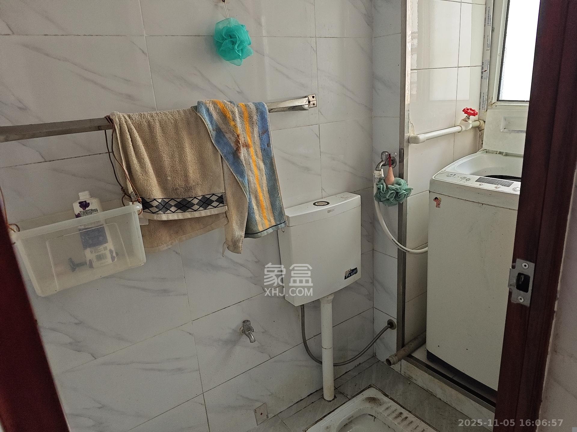 解放四村石子冲  1室0厅0卫    1400.0元/月室内图