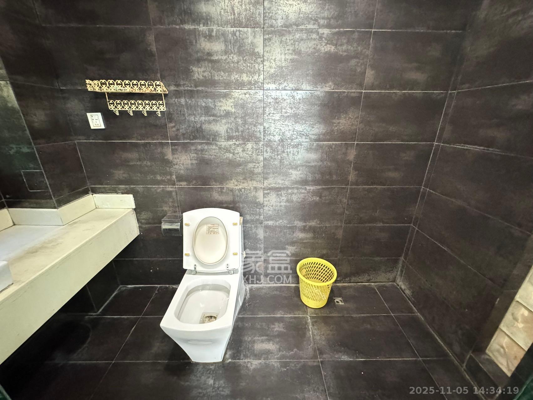 中江国际花城  3室1厅1卫    2700.0元/月室内图