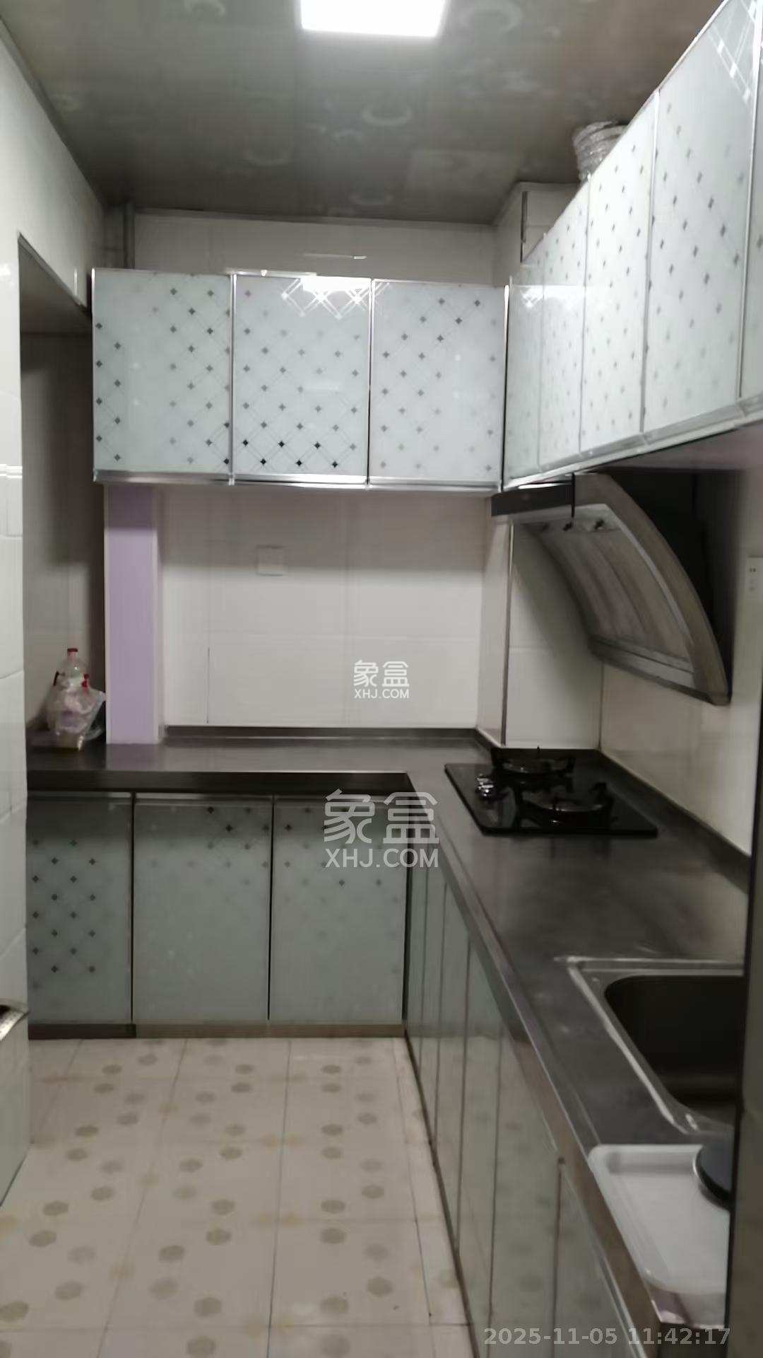 洋湖景园 2室1厅1卫 2100.0元/月 洋湖景园 2室1厅1卫 2100.0元/月室内图