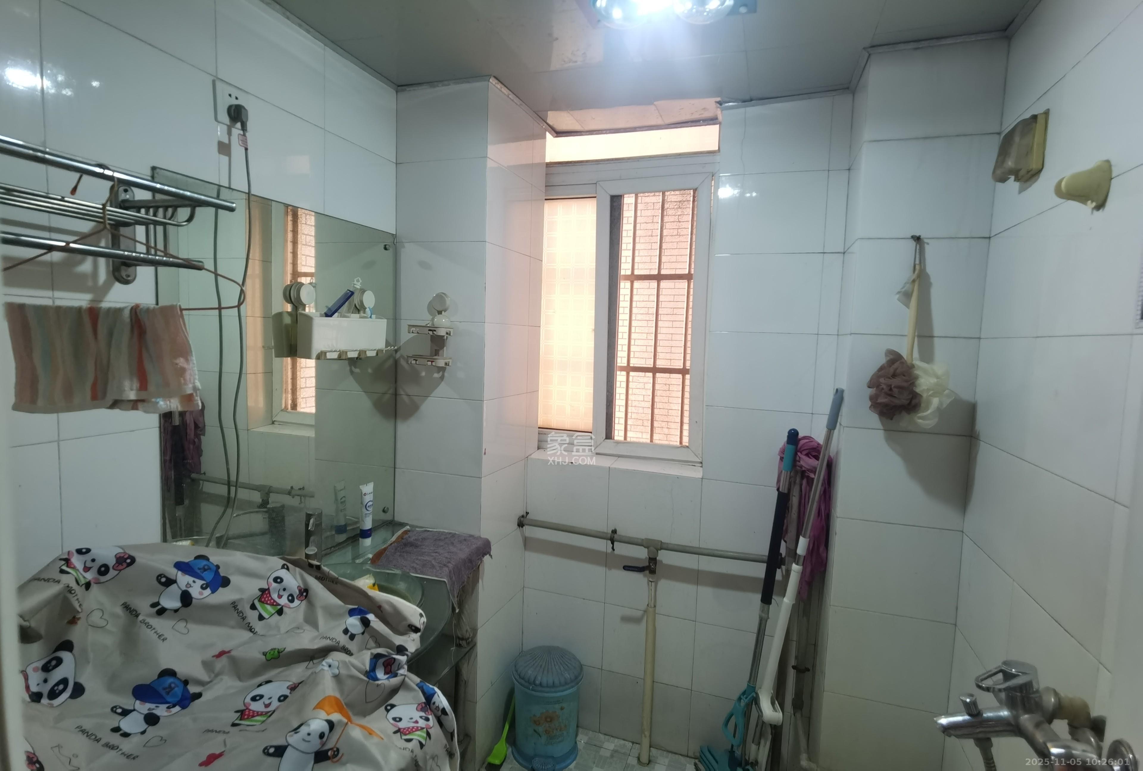 楚天家园 3室2厅2卫 1800.0元/月 楚天家园 3室2厅2卫 1800.0元/月室内图