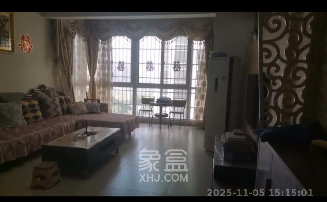 楚天世纪城东苑 4室2厅2卫 1800.0元/月 楚天世纪城东苑 4室2厅2卫 1800.0元/月室内图