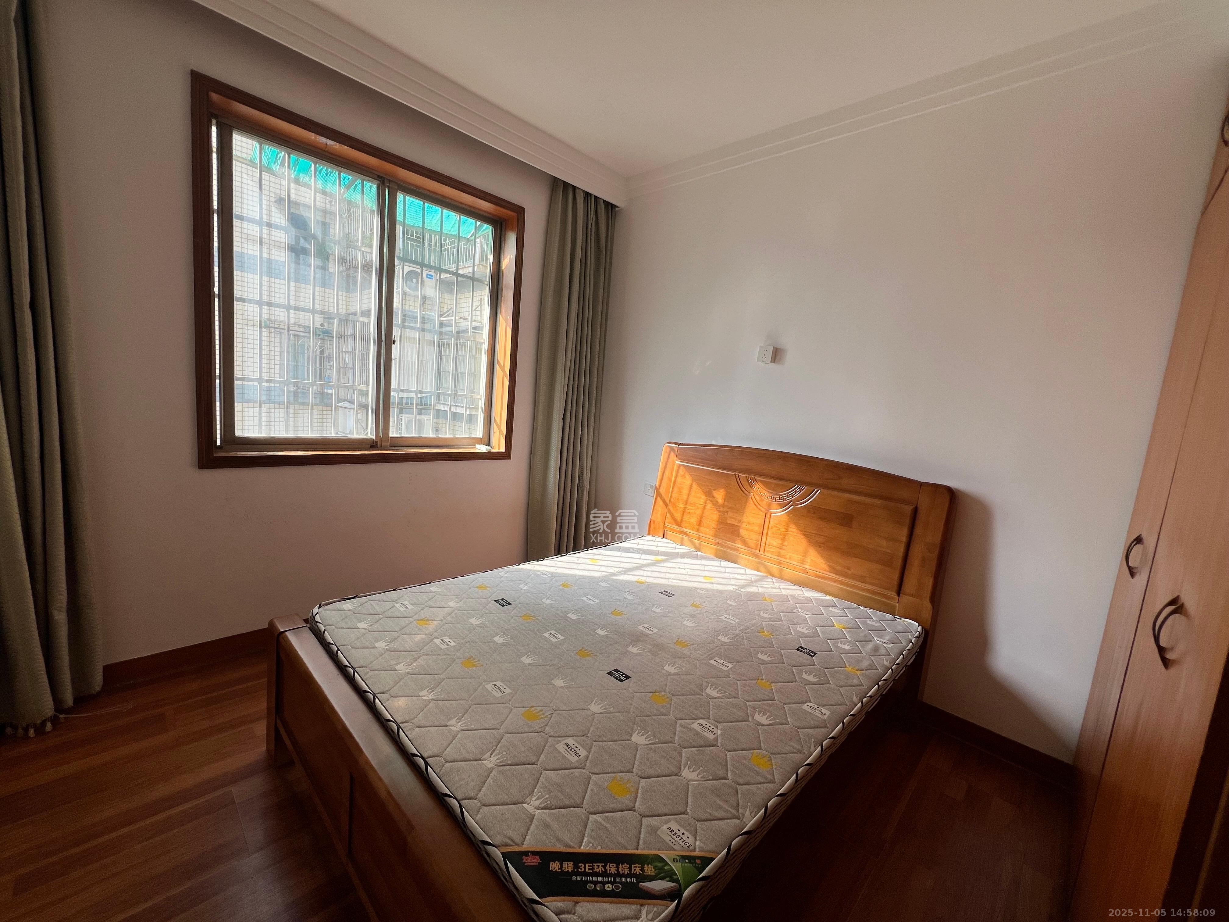 天韵家园 2室2厅1卫 1300.0元/月 天韵家园 2室2厅1卫 1300.0元/月室内图