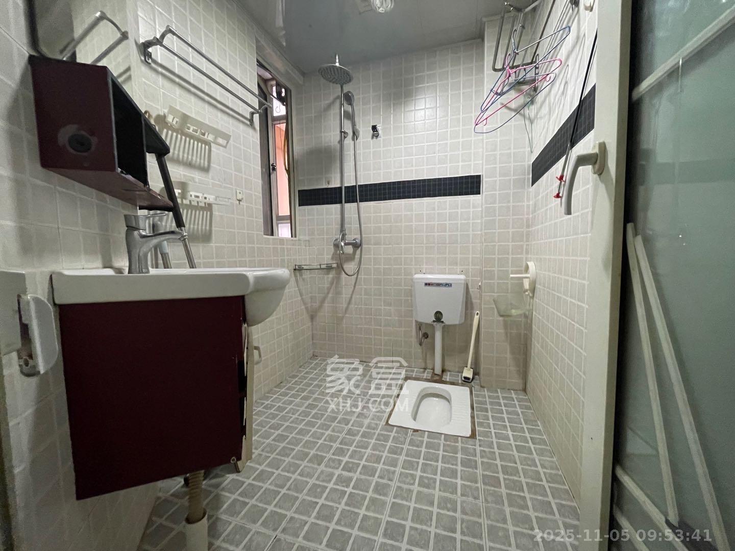 白沙晶城  1室1厅1卫    1800.0元/月室内图