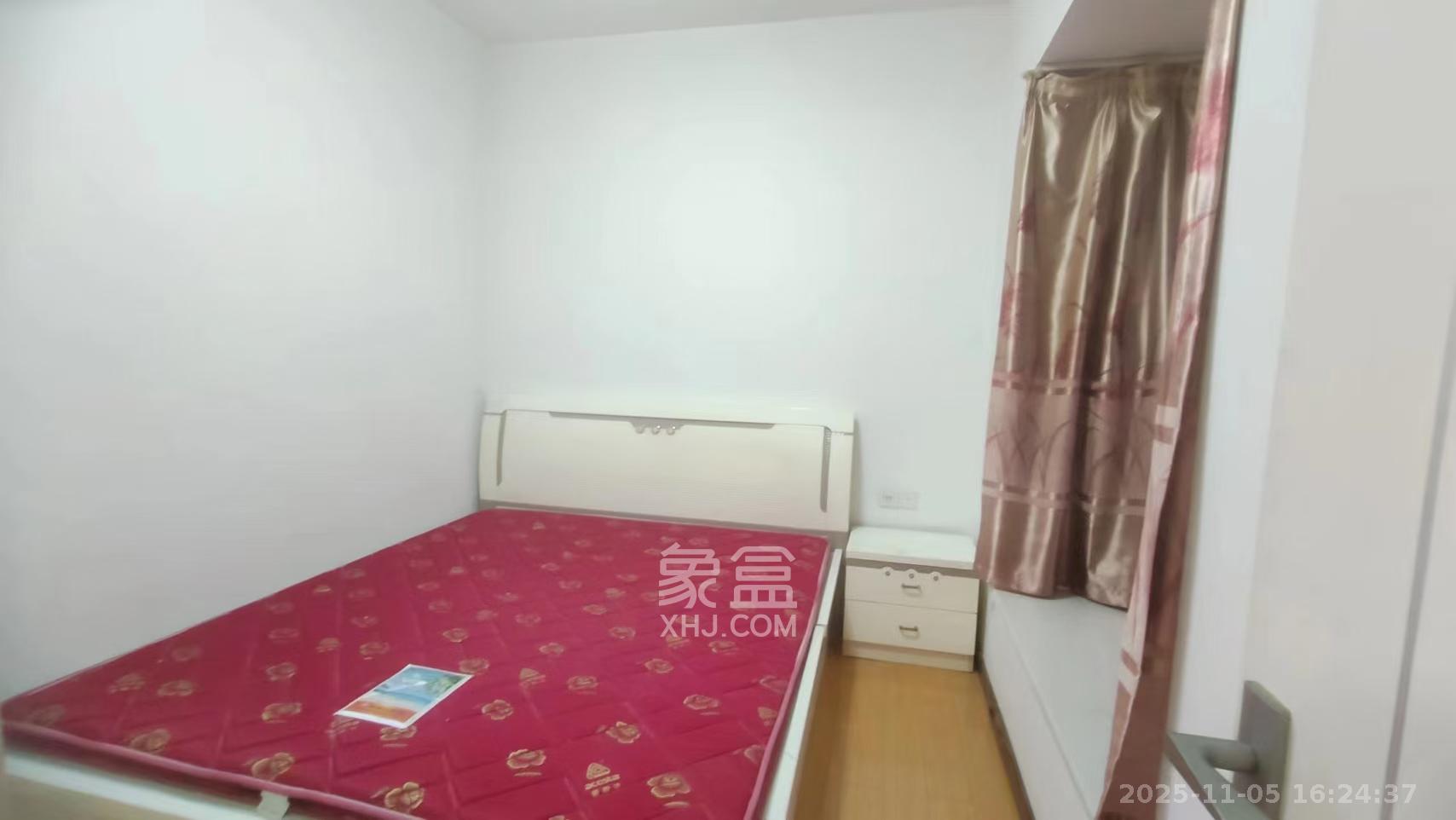 左岸右岸  2室1厅1卫    2100.0元/月室内图