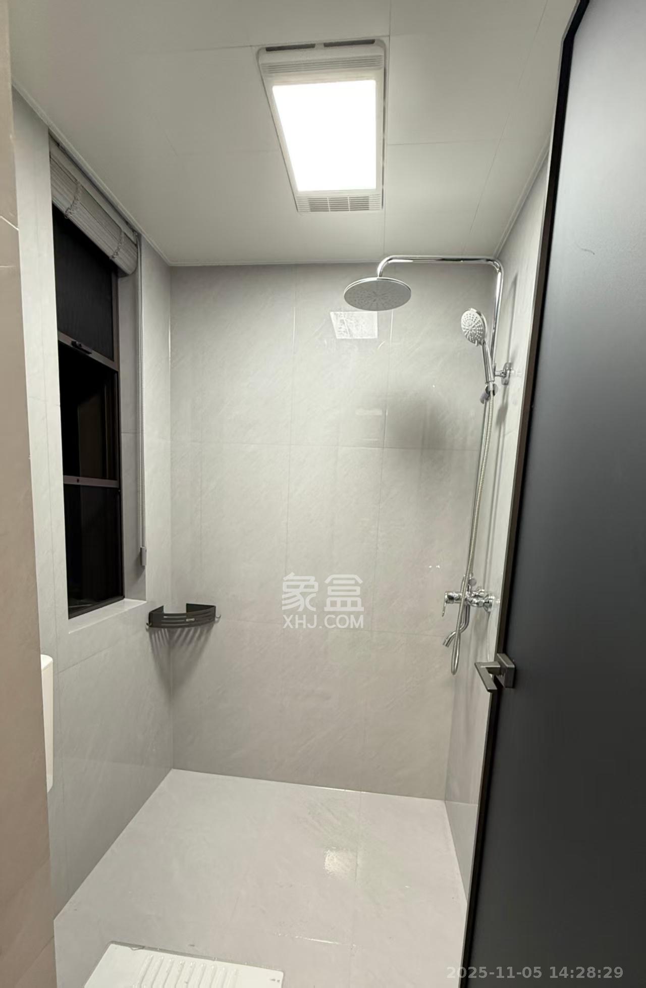 长沙檀府 4室2厅2卫 12000.0元/月 长沙檀府 4室2厅2卫 12000.0元/月室内图