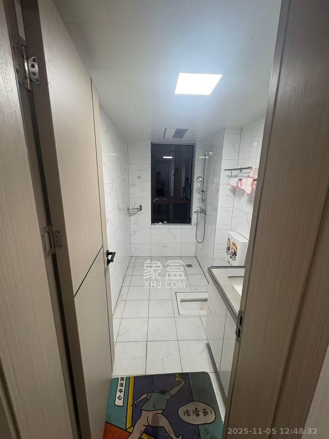 春晖花园 4室2厅2卫 2500.0元/月 春晖花园 4室2厅2卫 2500.0元/月室内图