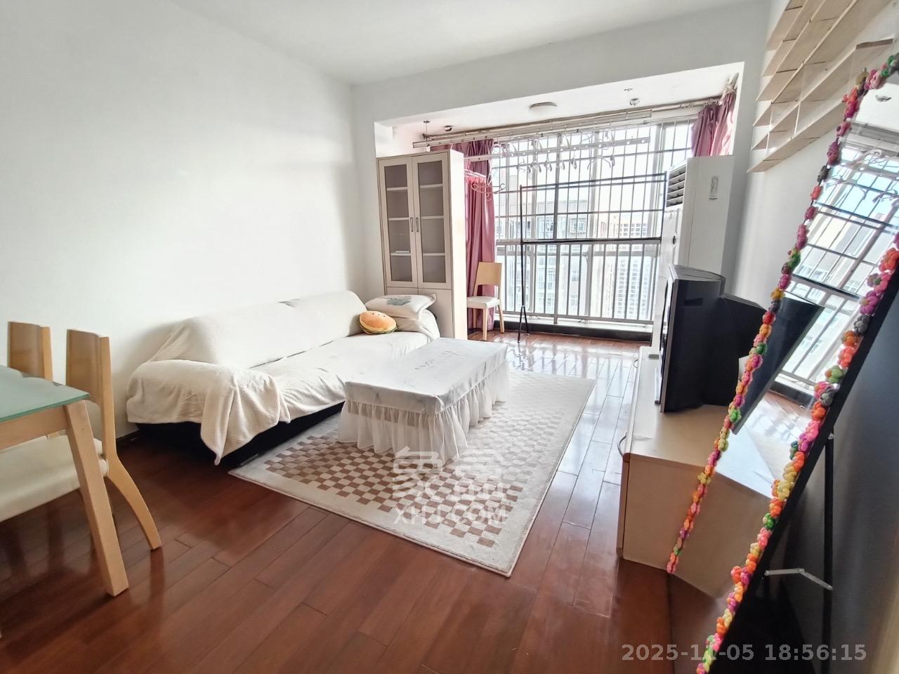 鸿运凯旋国际(科佳电脑城) 1室1厅1卫 1800.0元/月 鸿运凯旋国际(科佳电脑城) 1室1厅1卫 1800.0元/月室内图