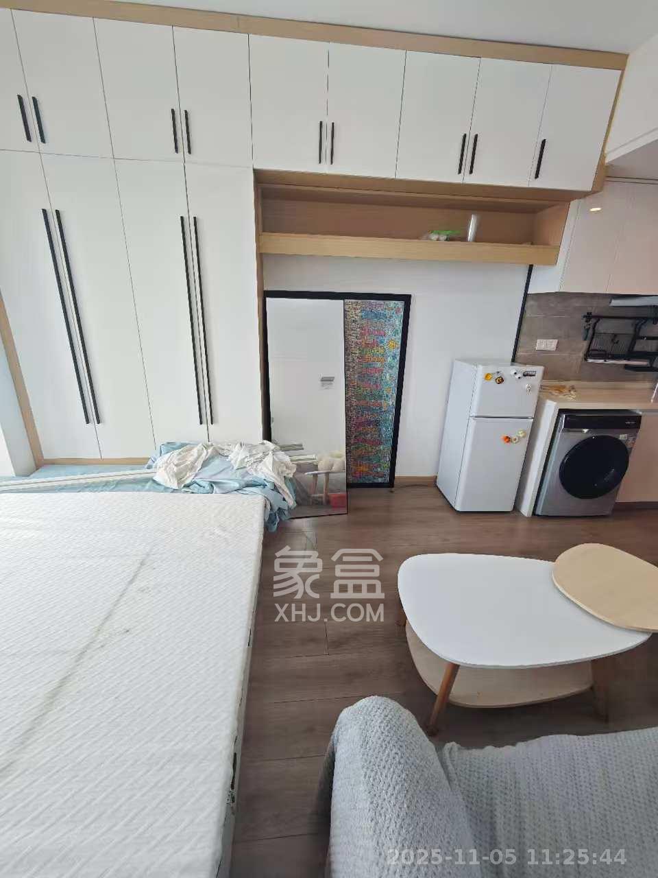 新城和樾（新城和樾公馆）  1室1厅1卫    1200.0元/月室内图