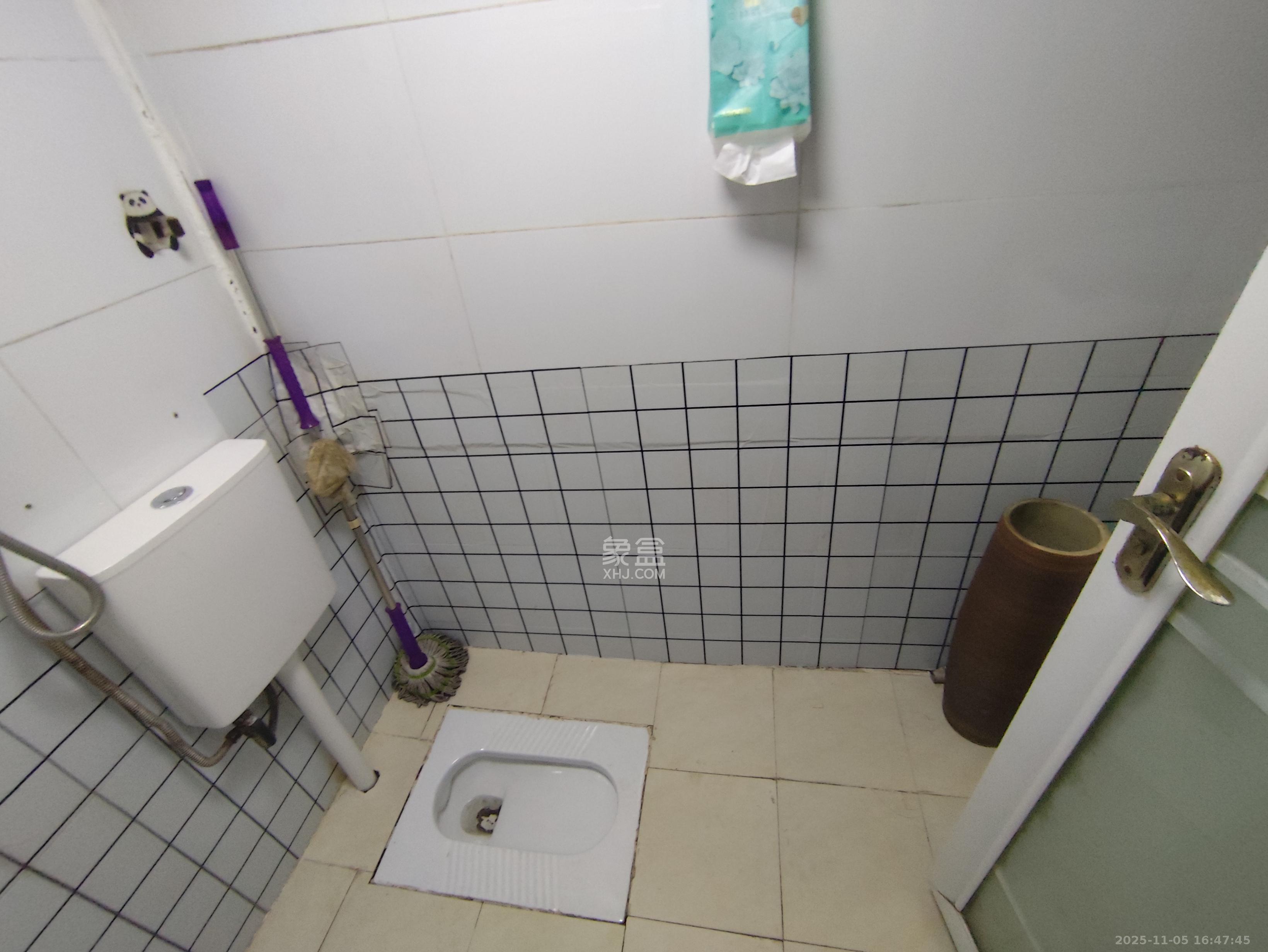 上碧湘街散盘 1室1厅1卫 1800.0元/月 上碧湘街散盘 1室1厅1卫 1800.0元/月室内图