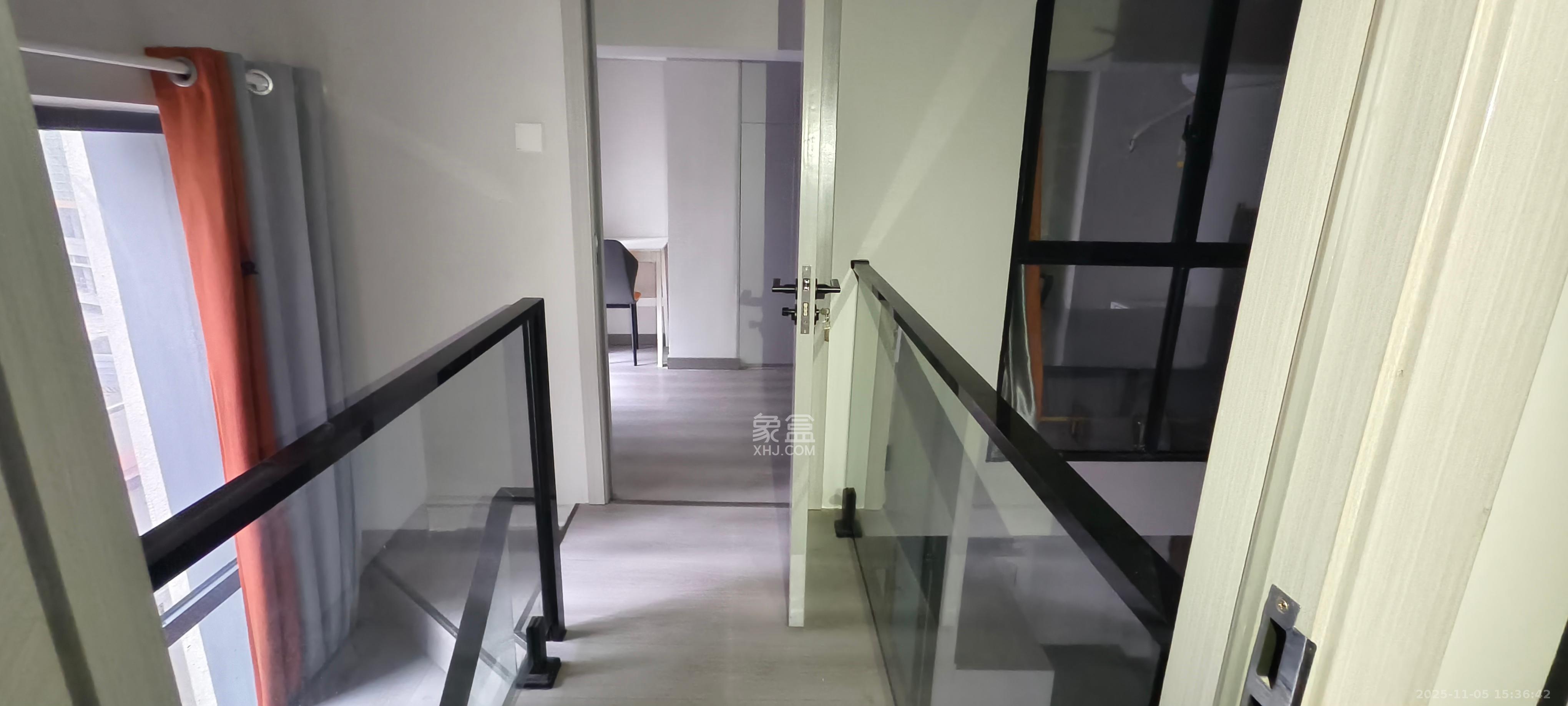 力高凤凰新天 2室2厅1卫 2500.0元/月 力高凤凰新天 2室2厅1卫 2500.0元/月室内图