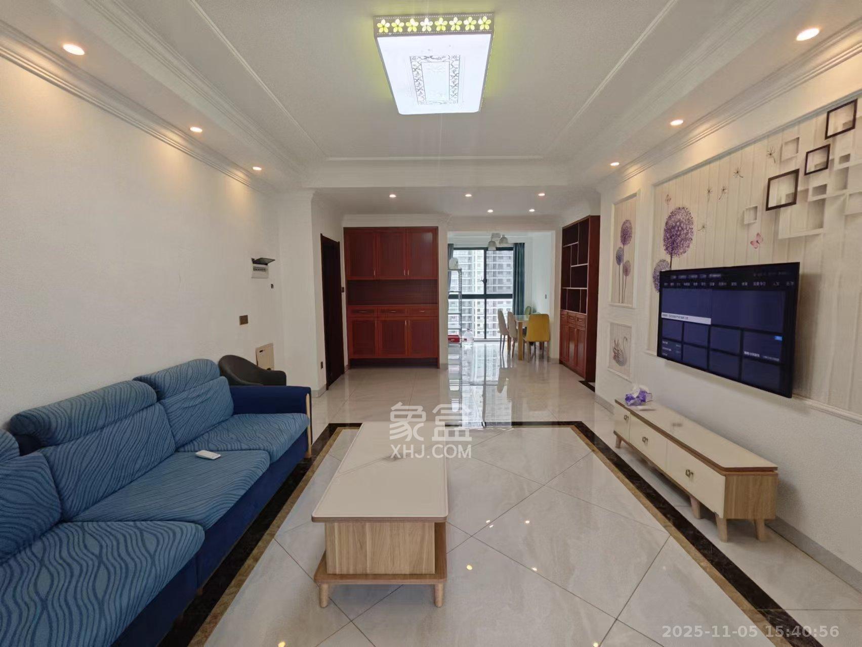 洋湖时代 4室2厅2卫 2800.0元/月 洋湖时代 4室2厅2卫 2800.0元/月室内图