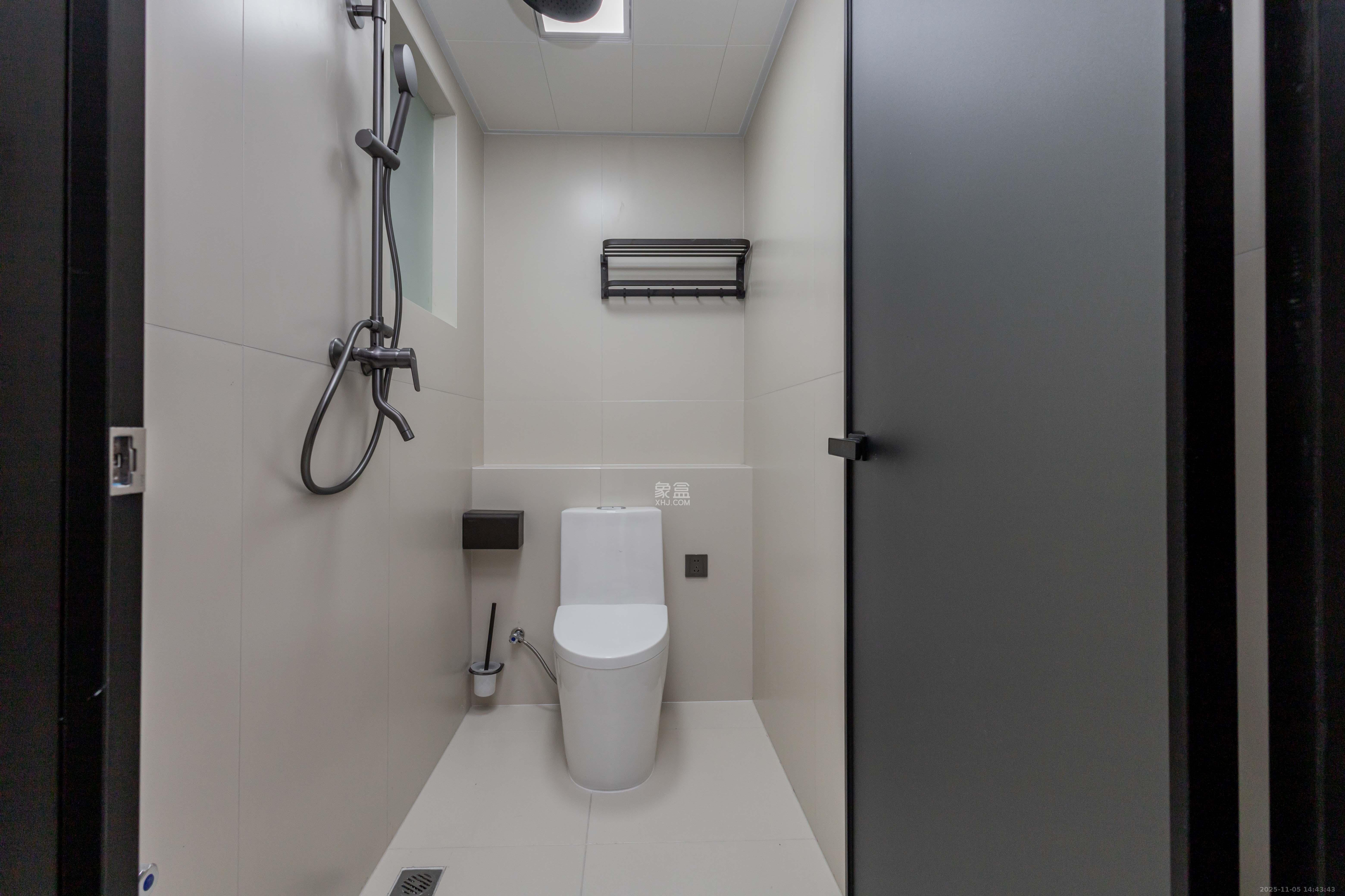 紫御江山  1室0厅0卫    92.8万卫生间