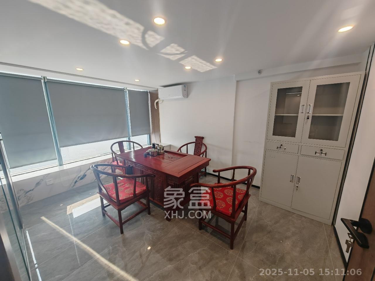 京武浪琴山三期(京武中心) 4室1厅1卫 12000.0元/月 京武浪琴山三期(京武中心) 4室1厅1卫 12000.0元/月室内图