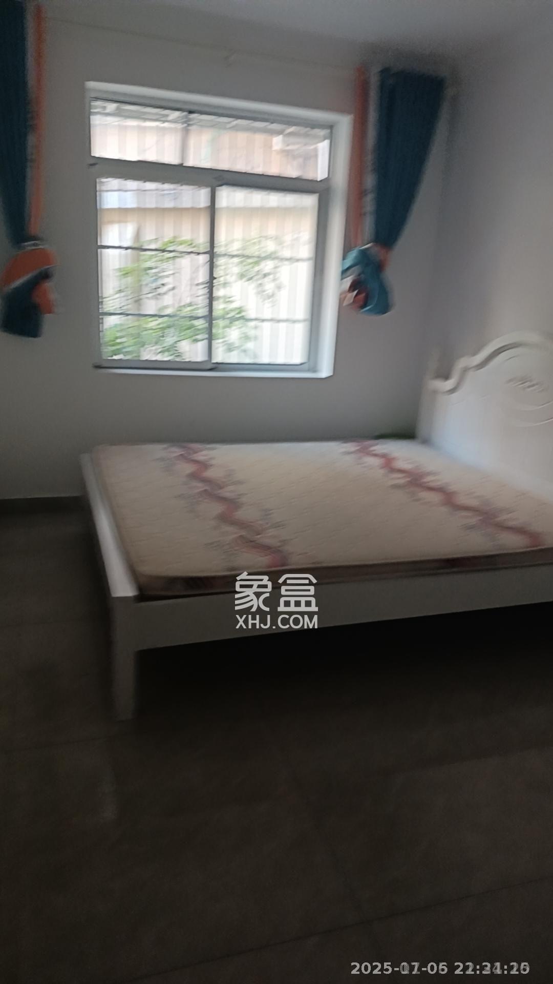 东塘瑞府  1室1厅1卫    3200.0元/月室内图