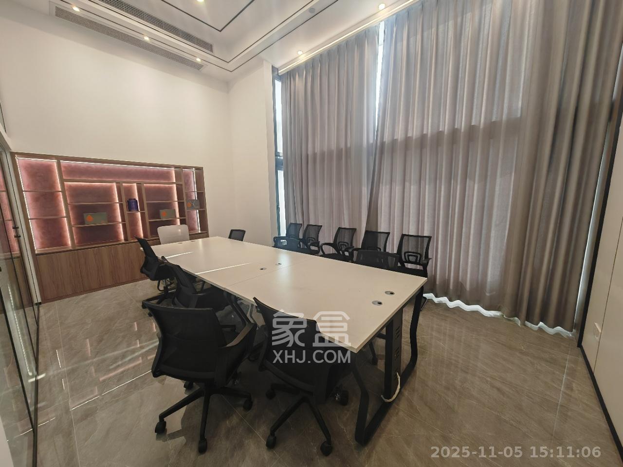 京武浪琴山三期（京武中心）  4室1厅1卫    12000.0元/月室内图