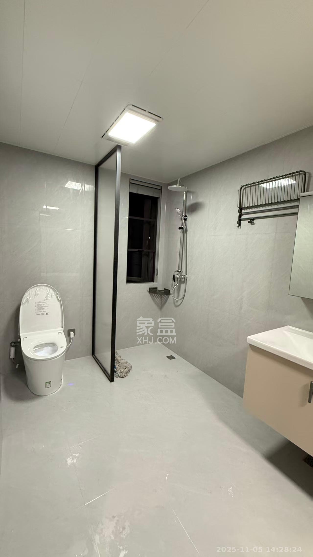 长沙檀府 4室2厅2卫 12000.0元/月 长沙檀府 4室2厅2卫 12000.0元/月室内图