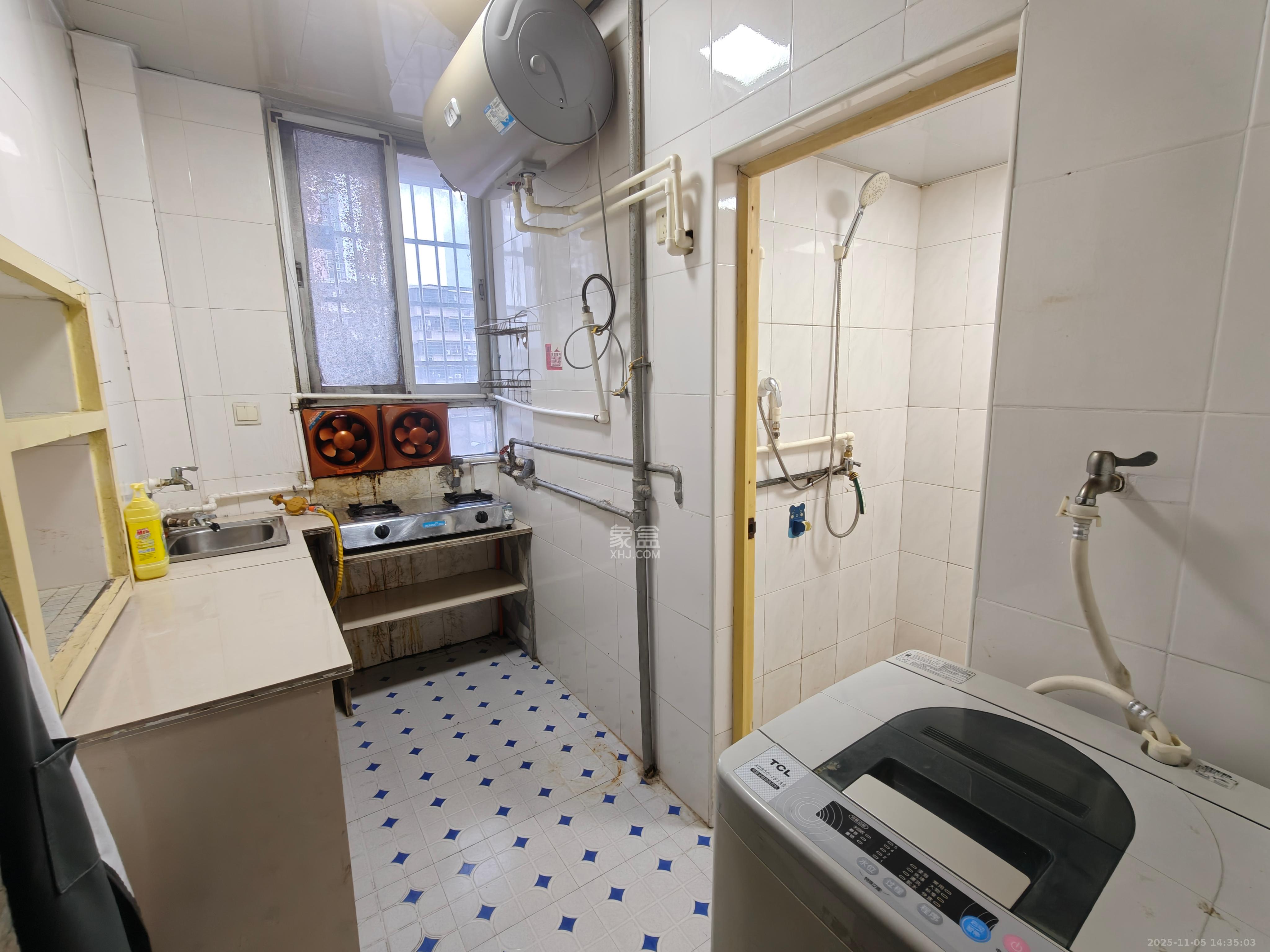 南门口散盘  1室1厅1卫    1000.0元/月室内图