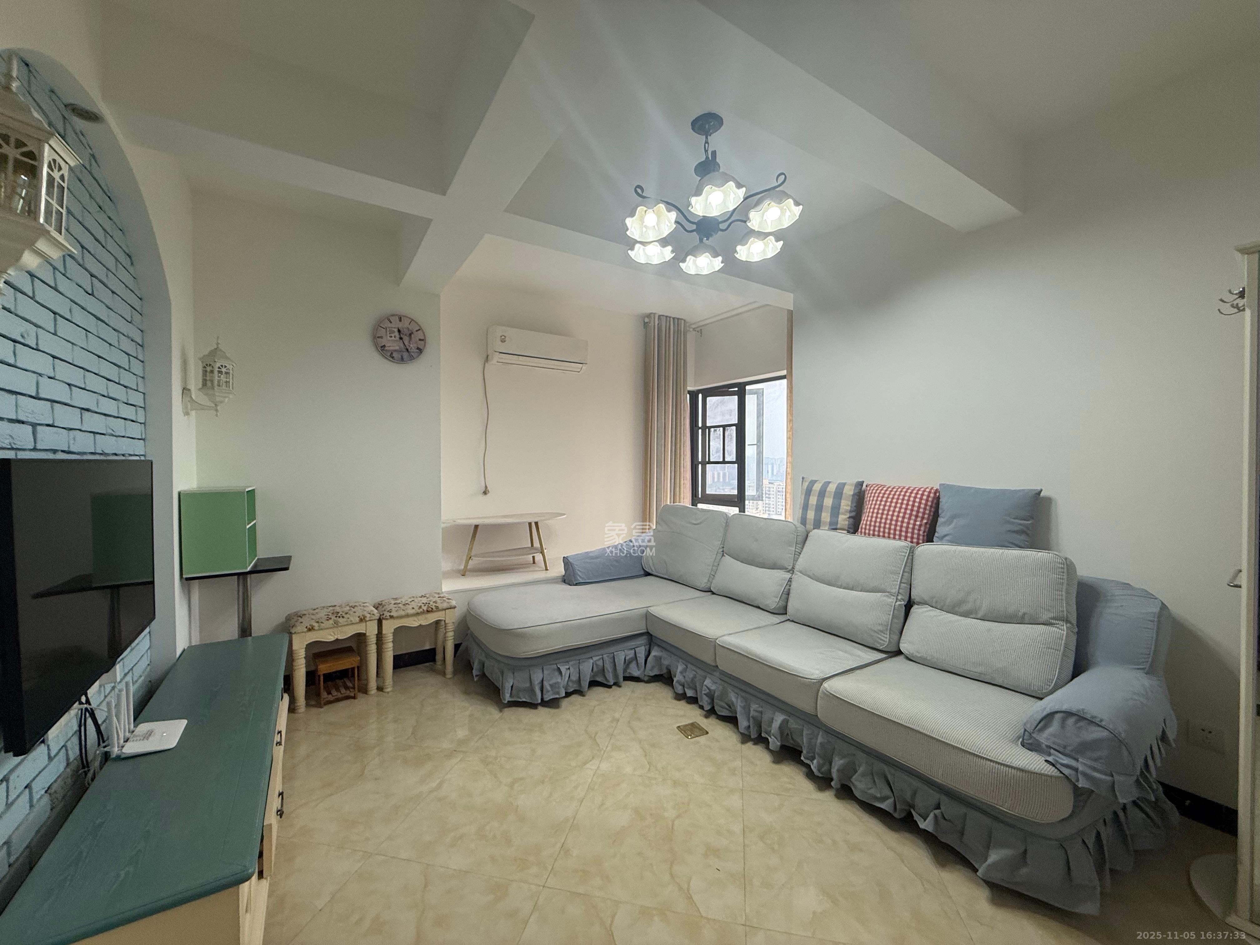 荣盛花语馨苑 2室1厅1卫 1900.0元/月 荣盛花语馨苑 2室1厅1卫 1900.0元/月室内图