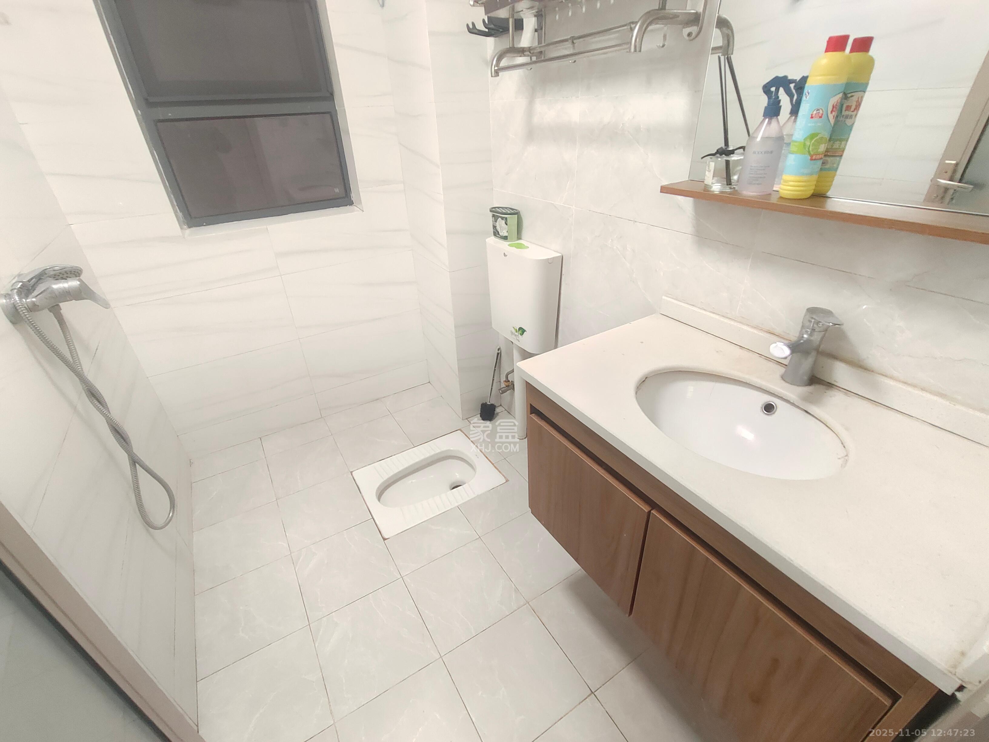 里约荟  3室1厅2卫    3200.0元/月室内图