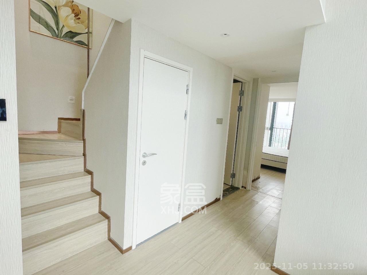 华远华时代 4室1厅2卫 4500.0元/月 华远华时代 4室1厅2卫 4500.0元/月室内图