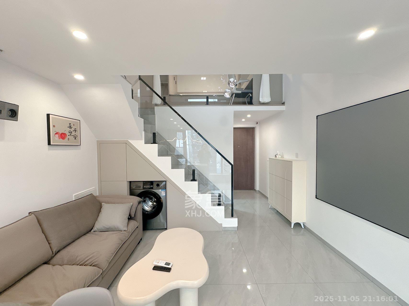 卓越中寰  1室0厅0卫    2800.0元/月室内图