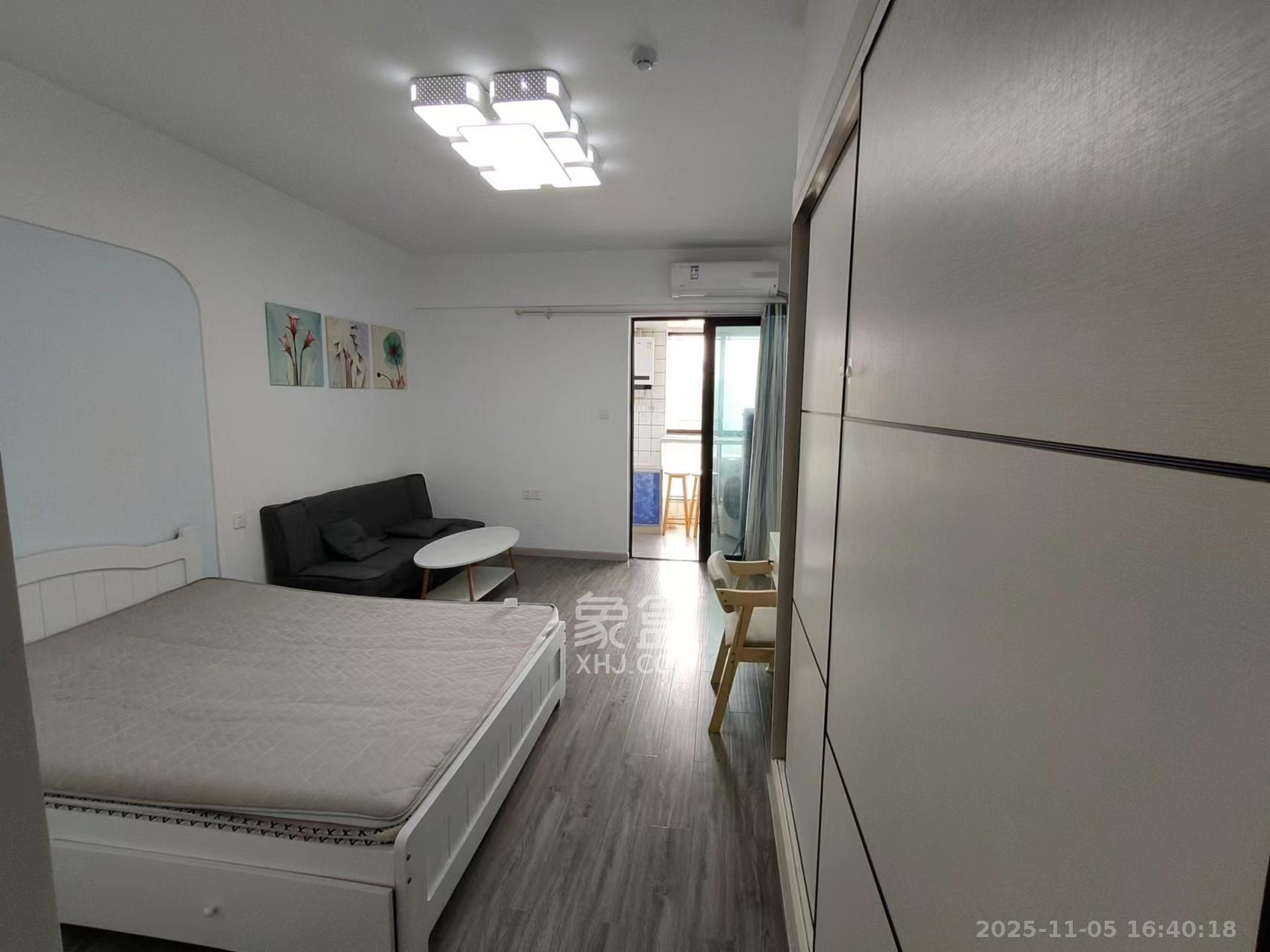 国泰九龙湾  1室1厅1卫    1400.0元/月室内图