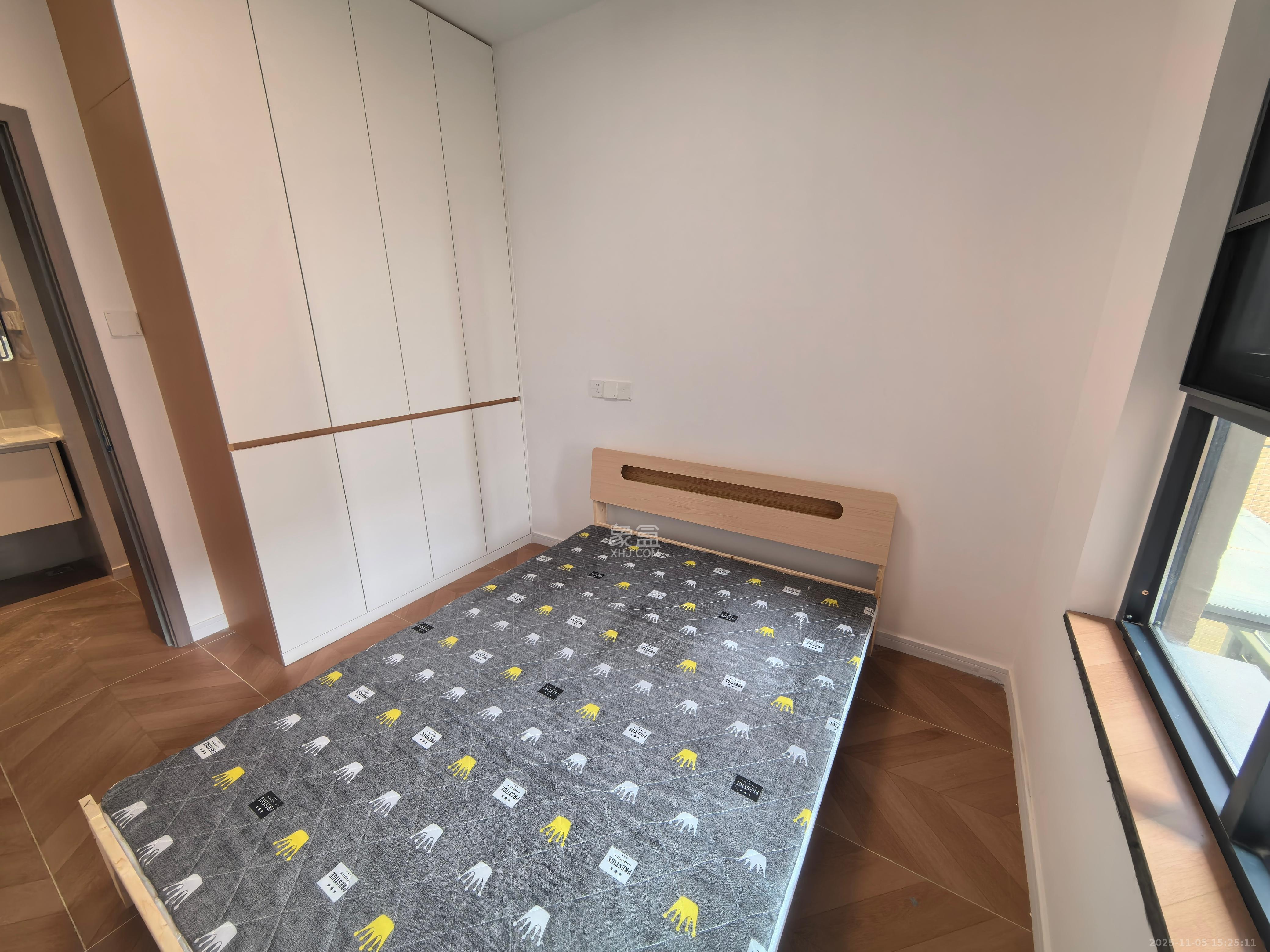 邦盛水岸御园  2室1厅1卫    1800.0元/月室内图