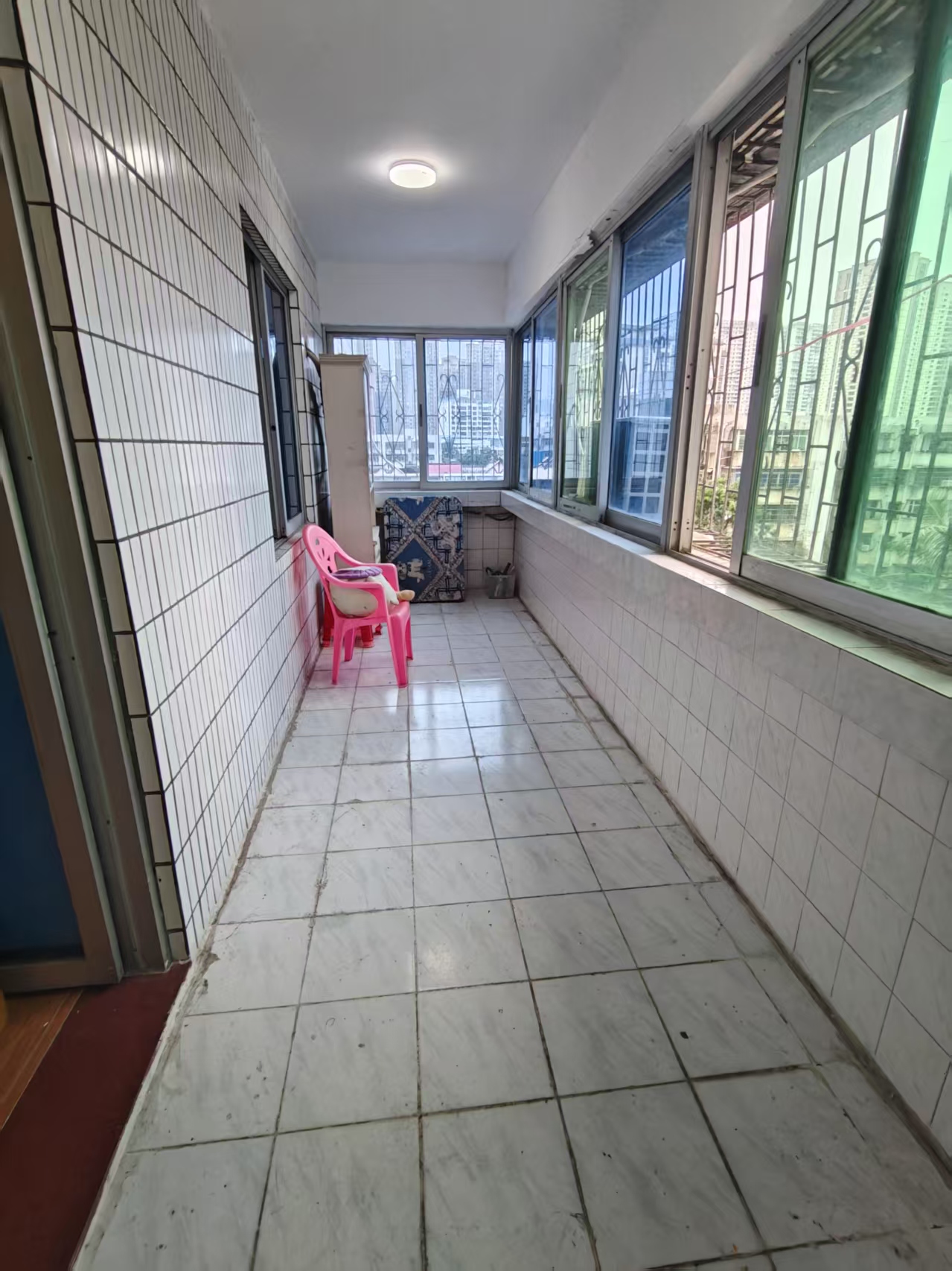 海口农行宿舍(海秀路48-1号) 3室2厅2卫 2500.0元/月 海口农行宿舍(海秀路48-1号) 3室2厅2卫 2500.0元/月户型图