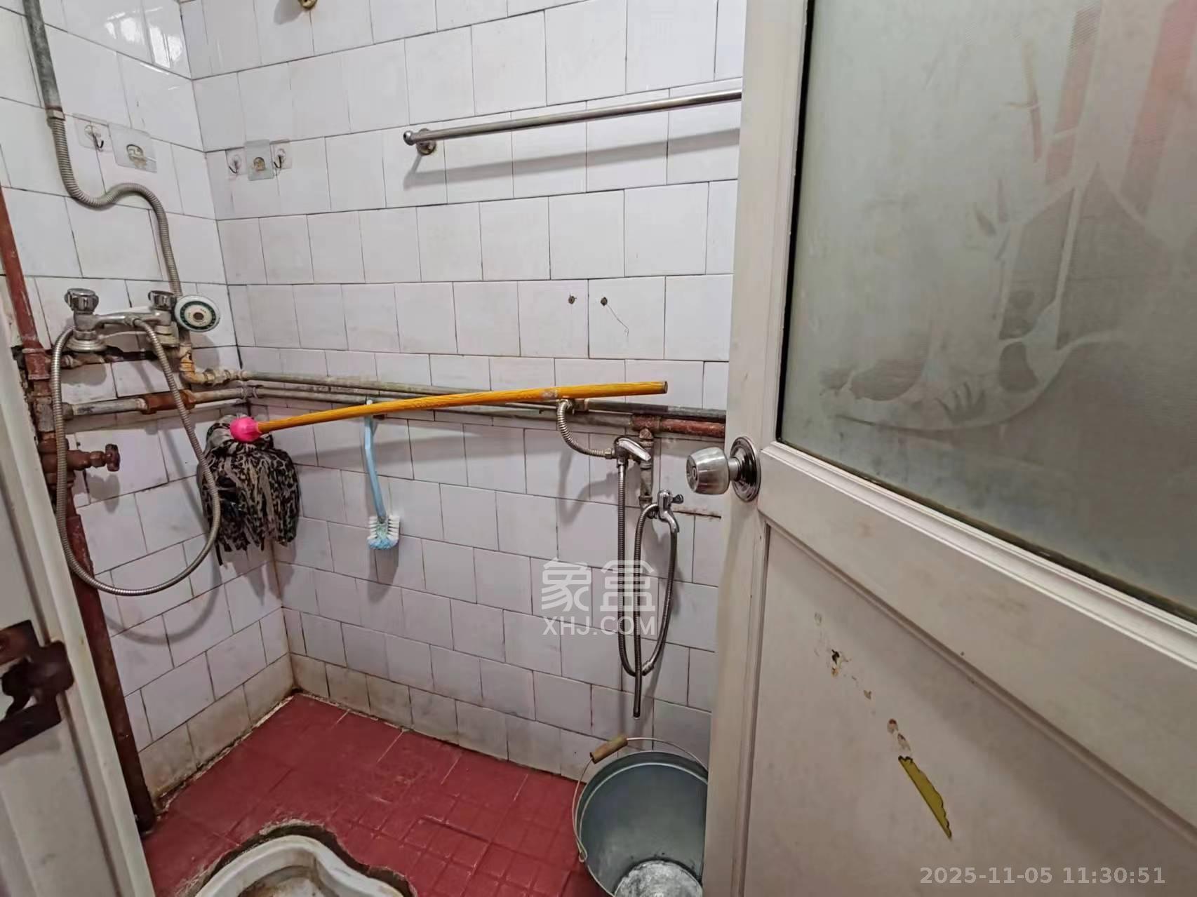 狮子山二片  2室1厅1卫    1000.0元/月室内图