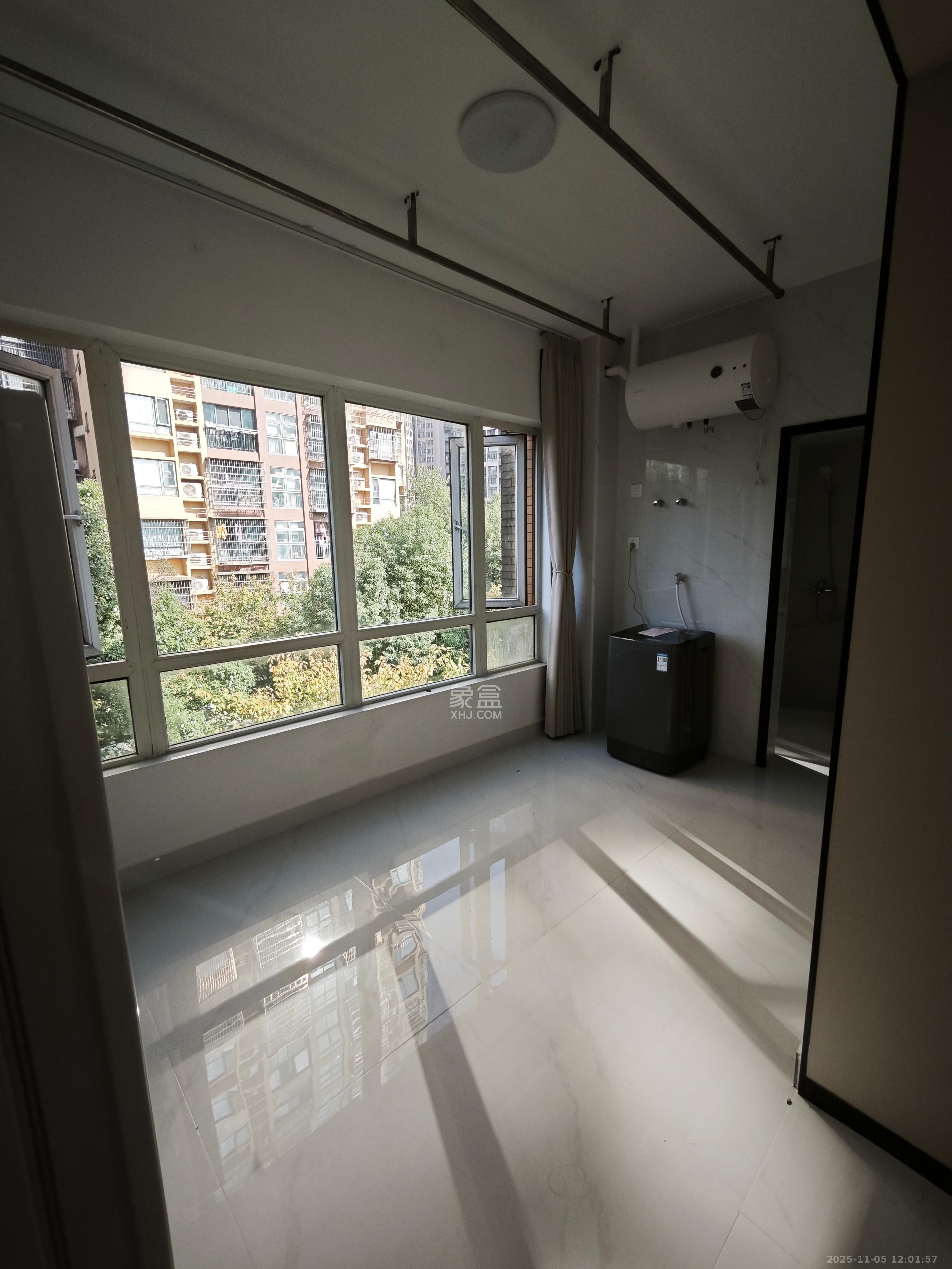 嘉华城（一期）  2室2厅1卫    2400.0元/月室内图