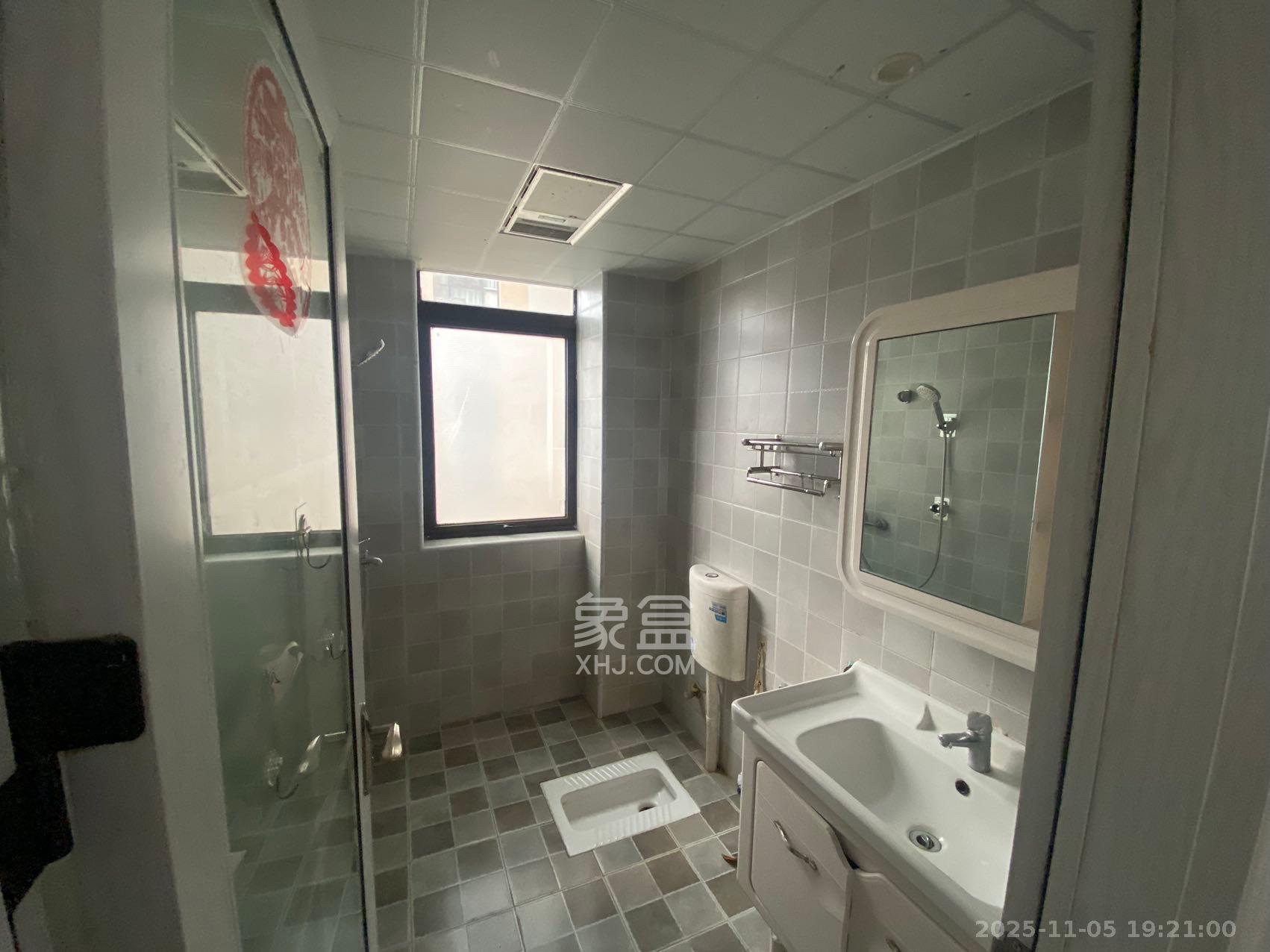 中建信和城  3室2厅2卫    3100.0元/月室内图