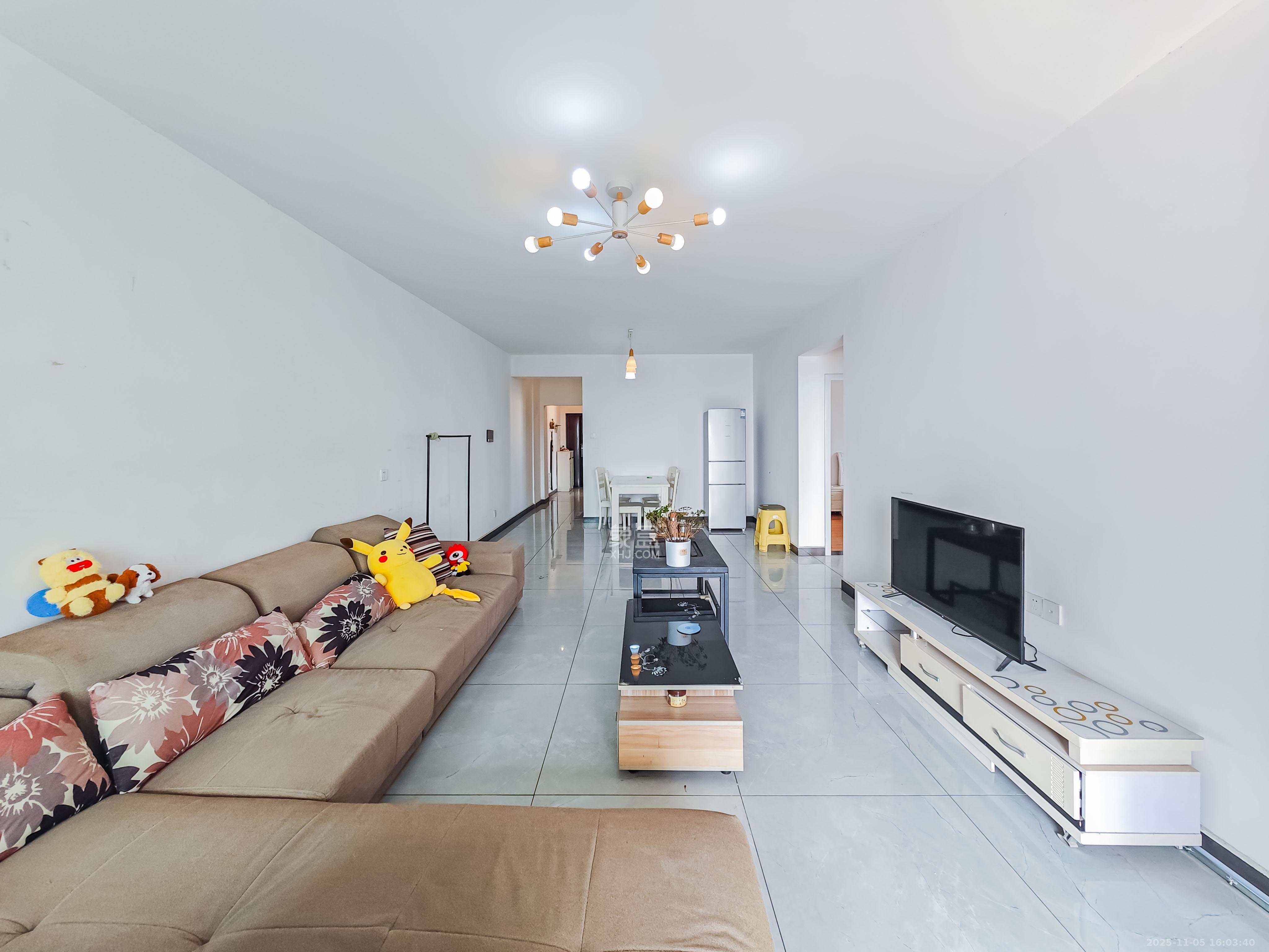 半山壹号  3室1厅1卫    98.0万