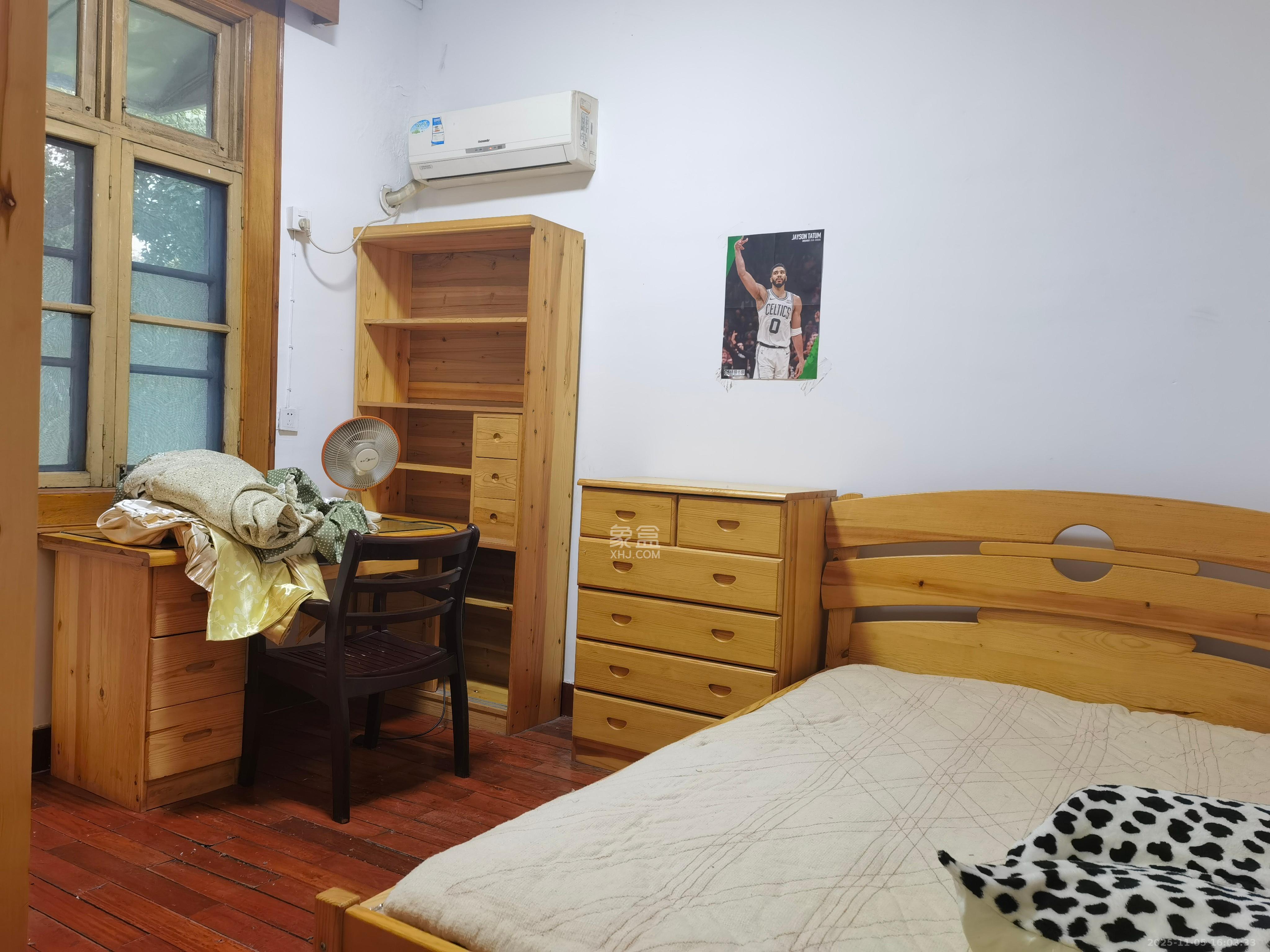 省水院宿舍 3室1厅1卫 2300.0元/月 省水院宿舍 3室1厅1卫 2300.0元/月室内图