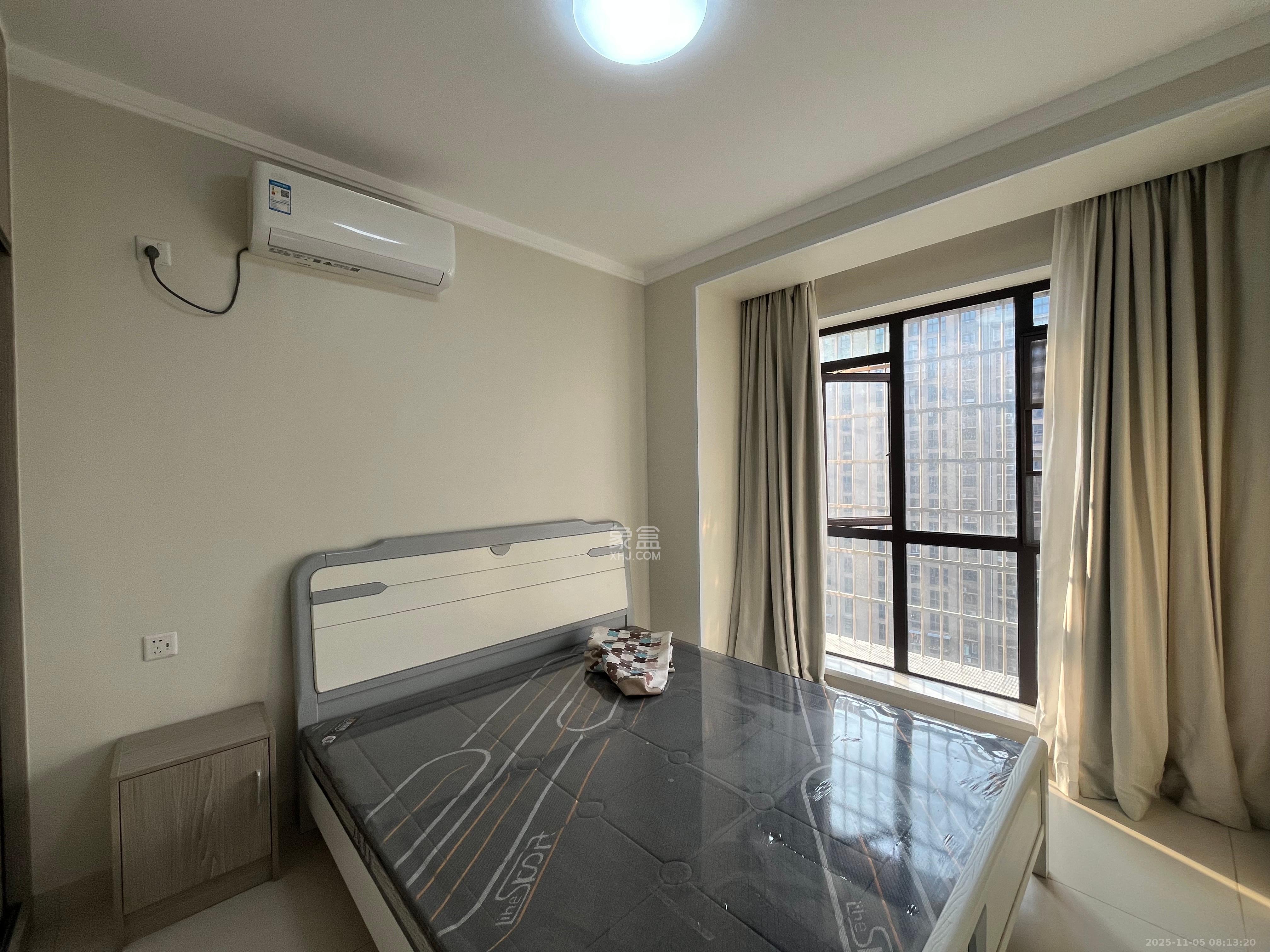 东岸梅园小区  2室1厅1卫    2300.0元/月室内图