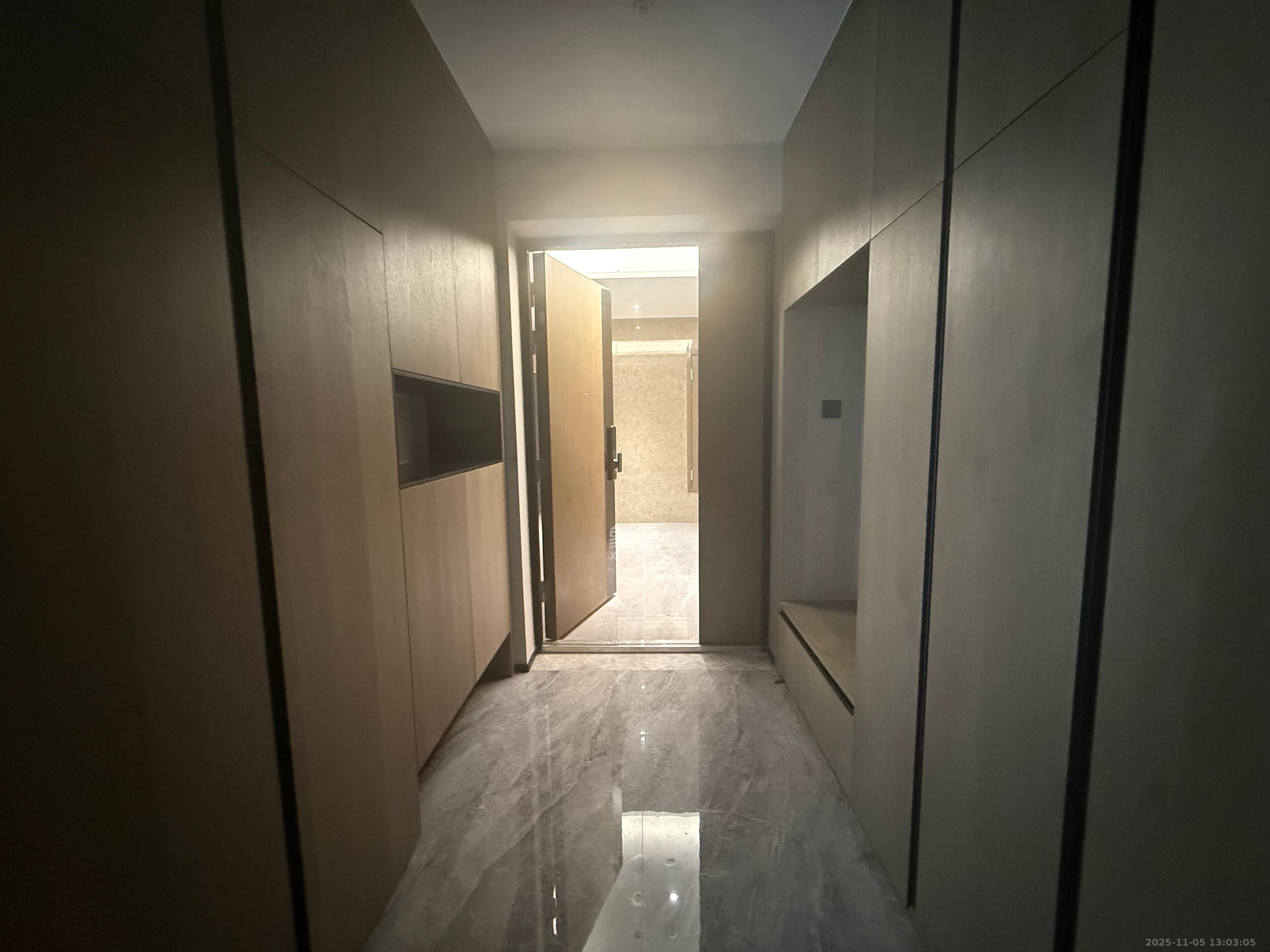 旭辉铂悦湘江 4室2厅3卫 7000.0元/月 旭辉铂悦湘江 4室2厅3卫 7000.0元/月室内图