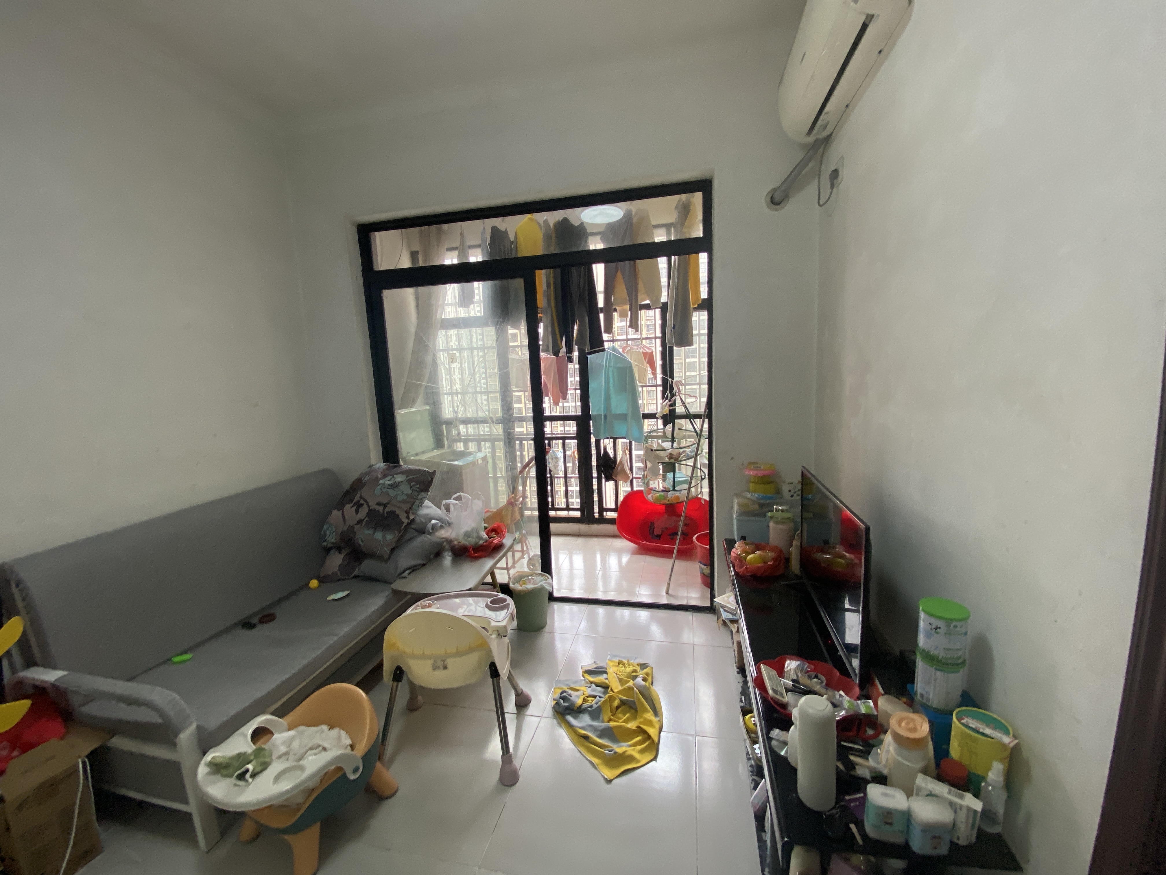 凤翔花园(A区) 2室2厅1卫 1600.0元/月 凤翔花园(A区) 2室2厅1卫 1600.0元/月室内图