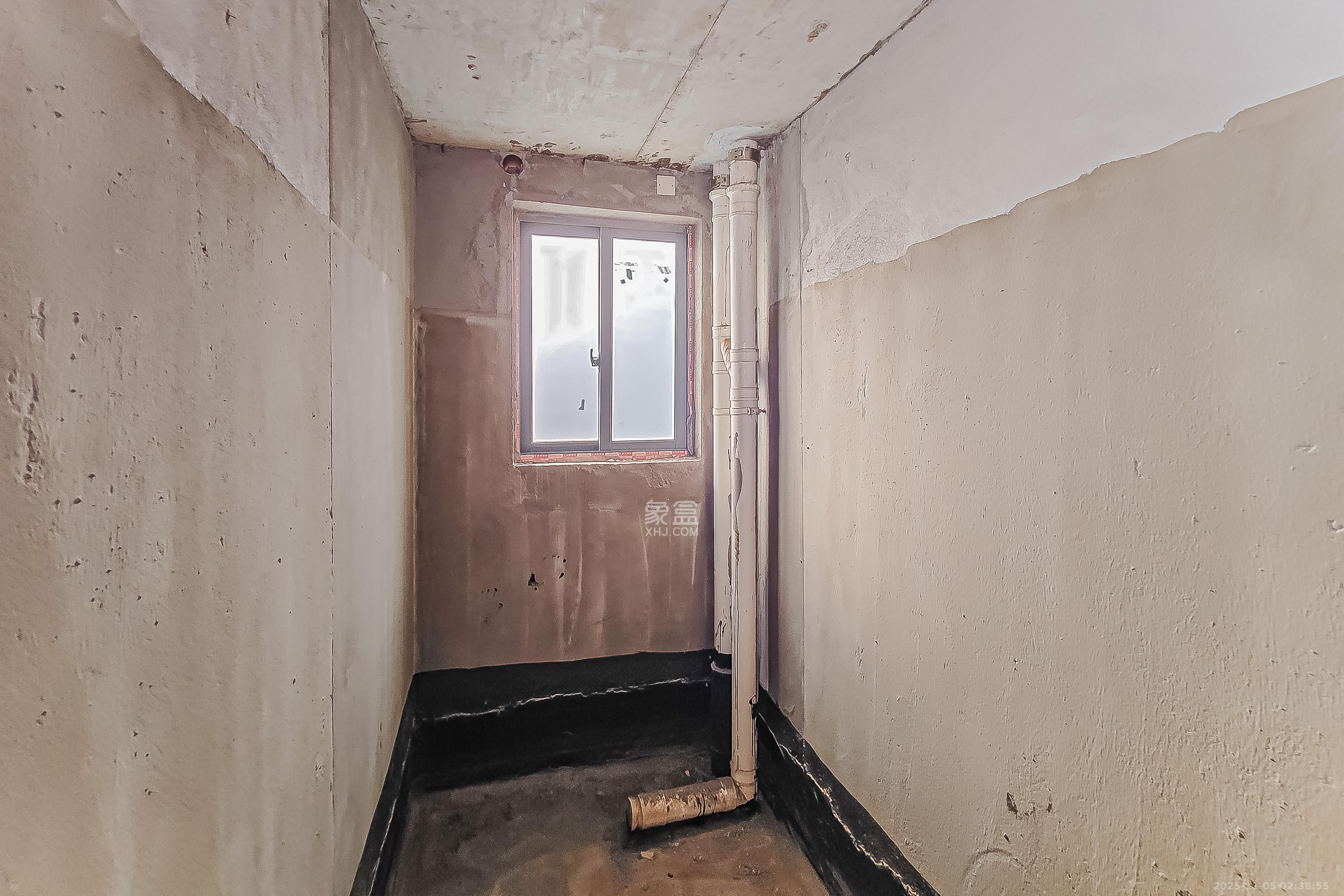 钱隆首府(福晟御园)  3室2厅2卫    115.0万卫生间