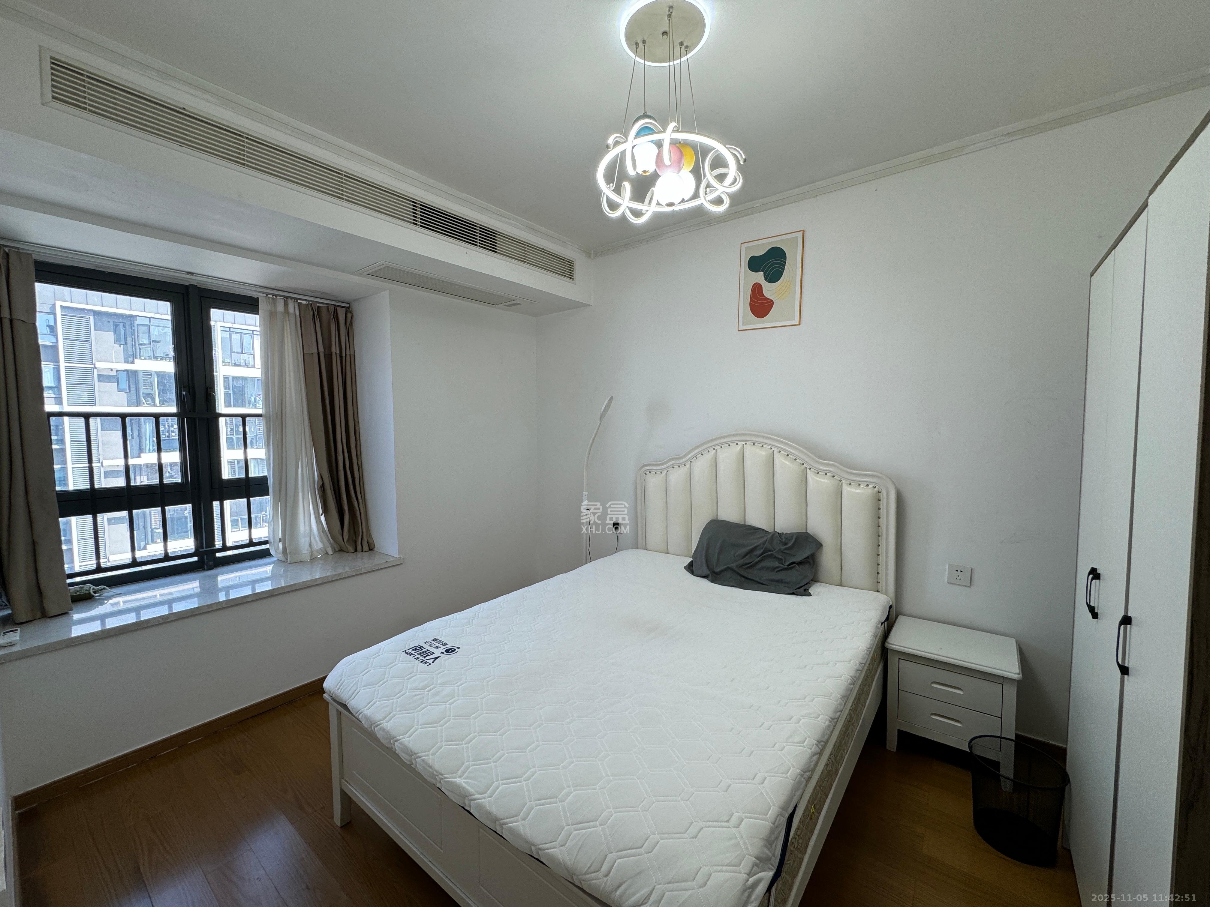 清控湖山雅居北区  4室2厅2卫    2500.0元/月室内图