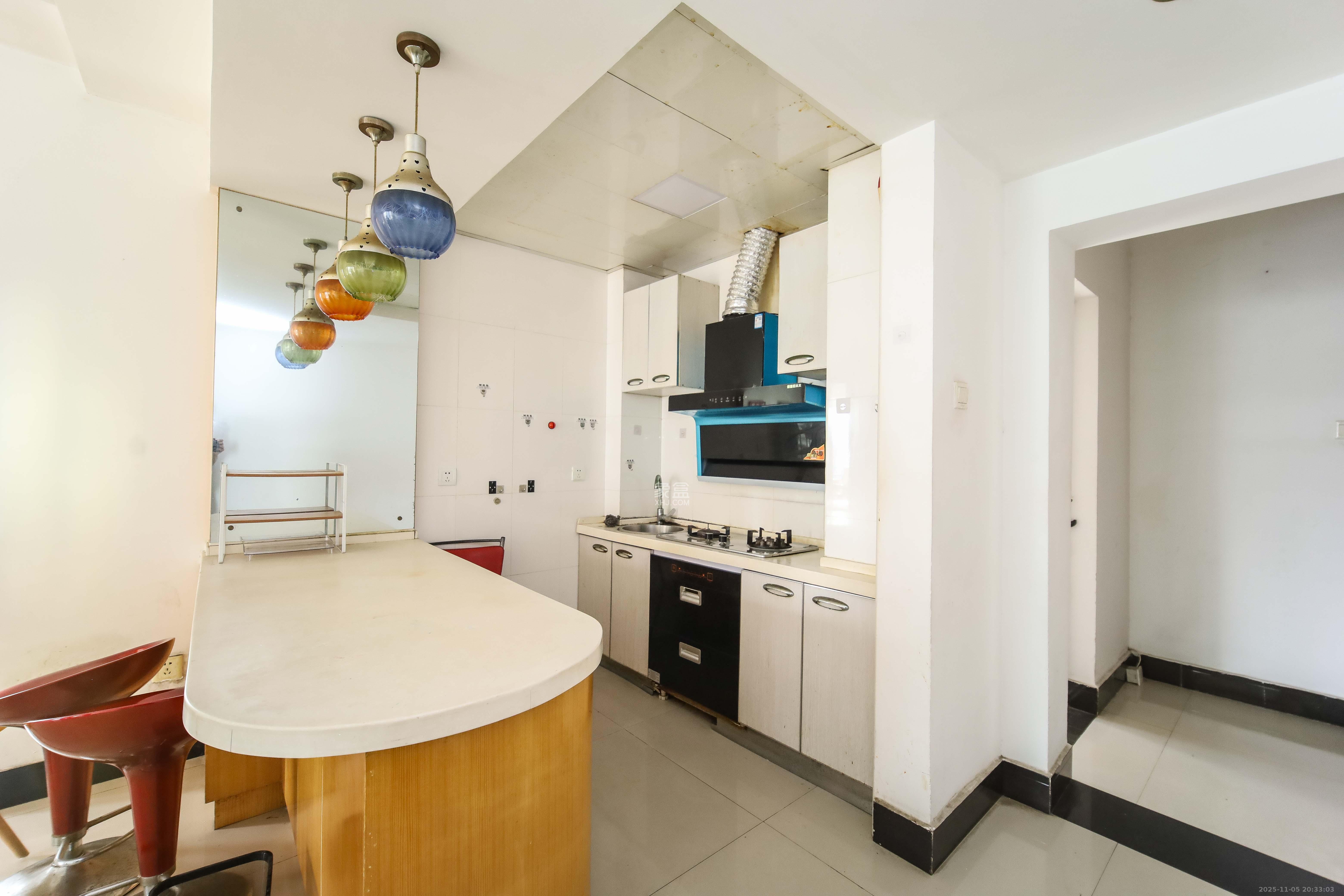 银港水晶城  2室2厅1卫    60.8万厨房