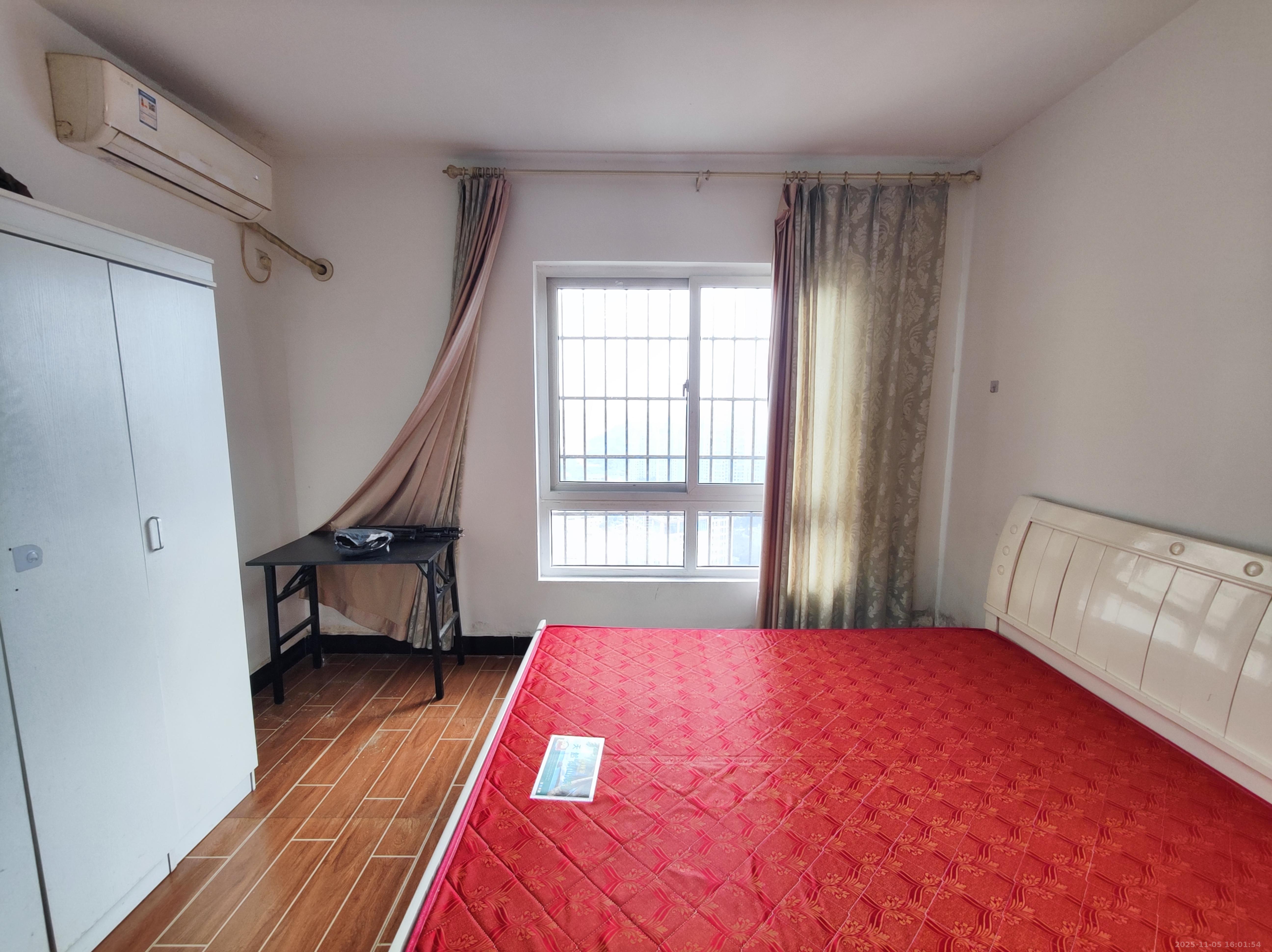 金科世界城  4室2厅2卫    2500.0元/月室内图