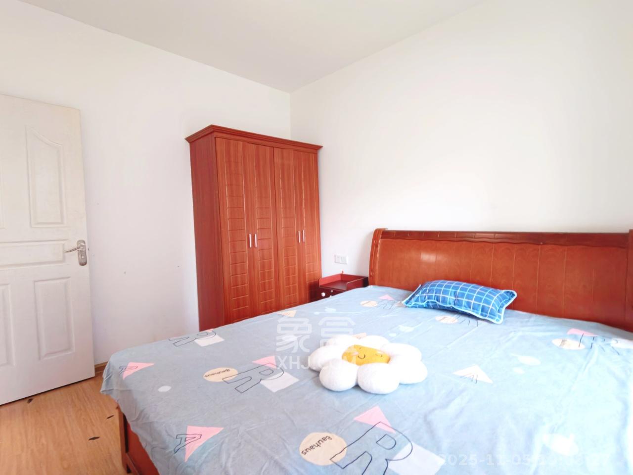 香樟兰亭（朗峰苑）  2室2厅1卫    1800.0元/月室内图