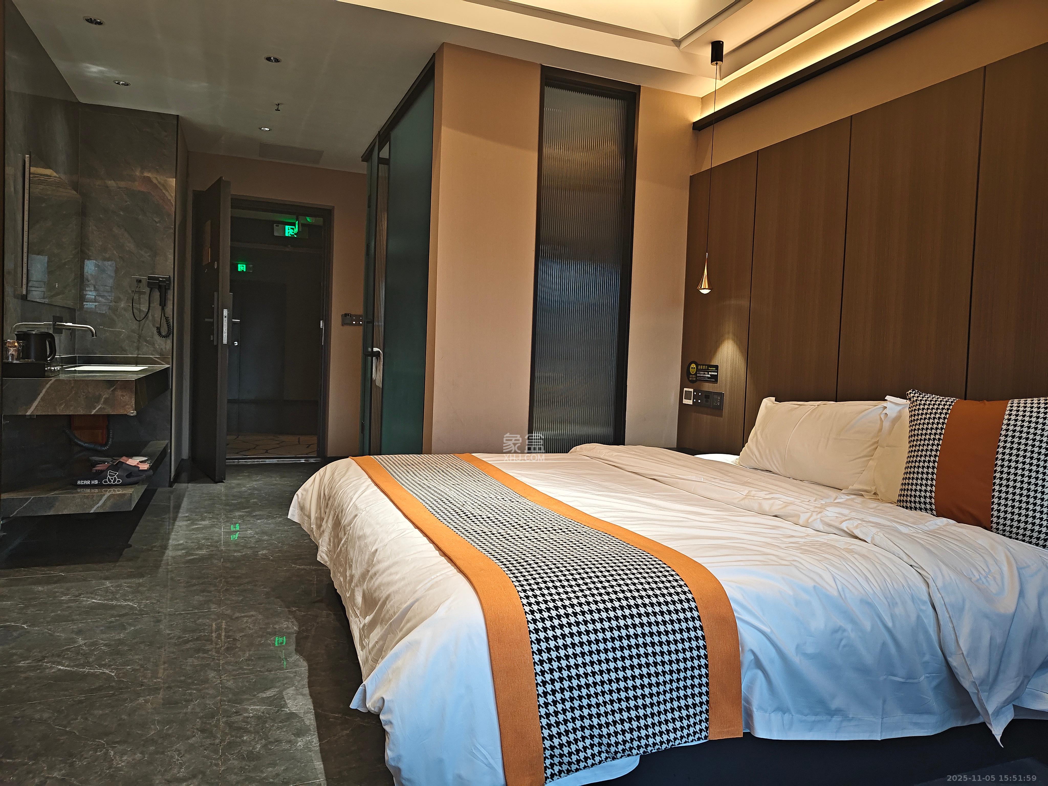 华润置地中心 1室1厅1卫 2600.0元/月 华润置地中心 1室1厅1卫 2600.0元/月室内图