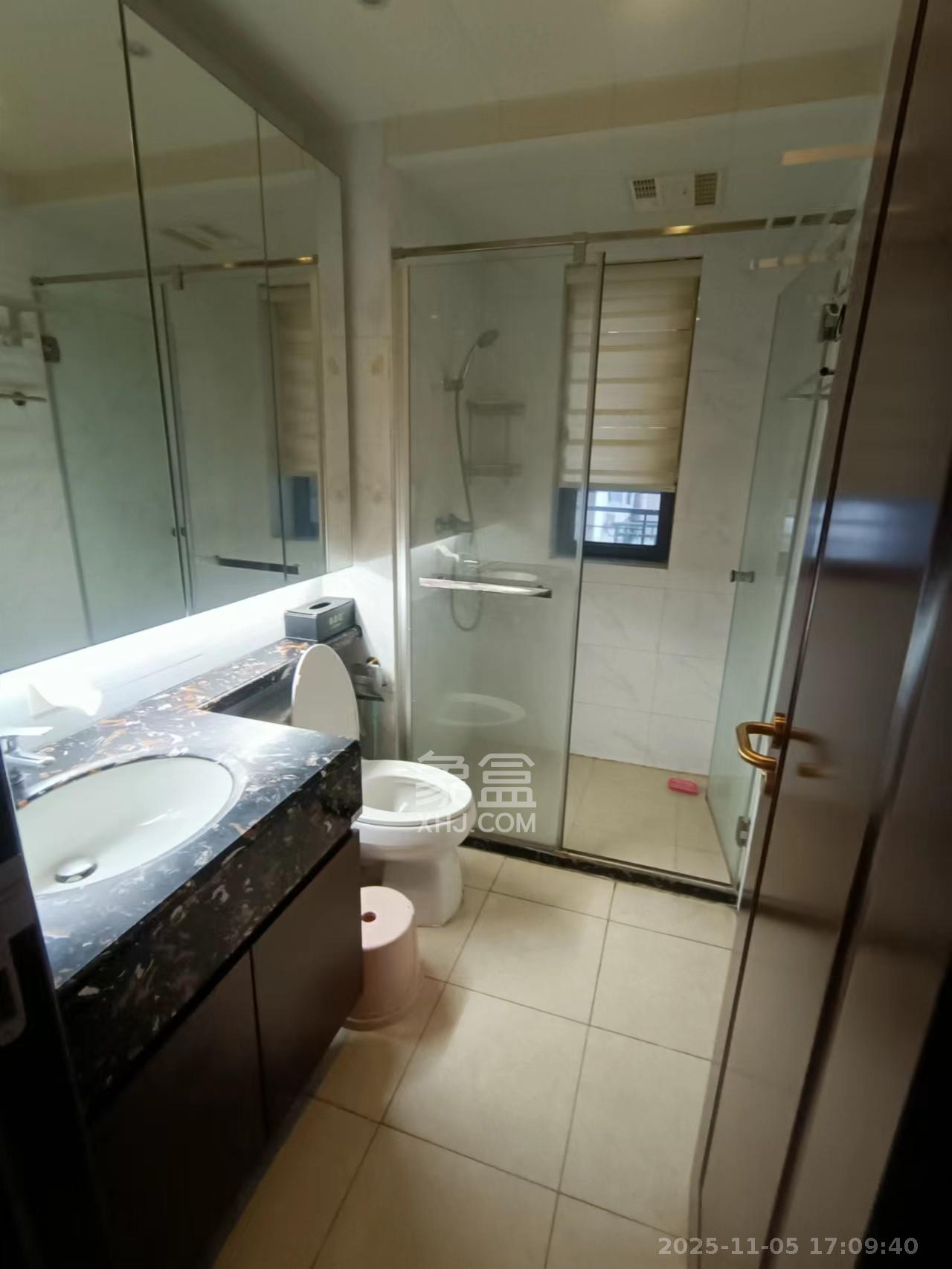 恒大御景天下城一期 3室2厅1卫 2100.0元/月 恒大御景天下城一期 3室2厅1卫 2100.0元/月室内图