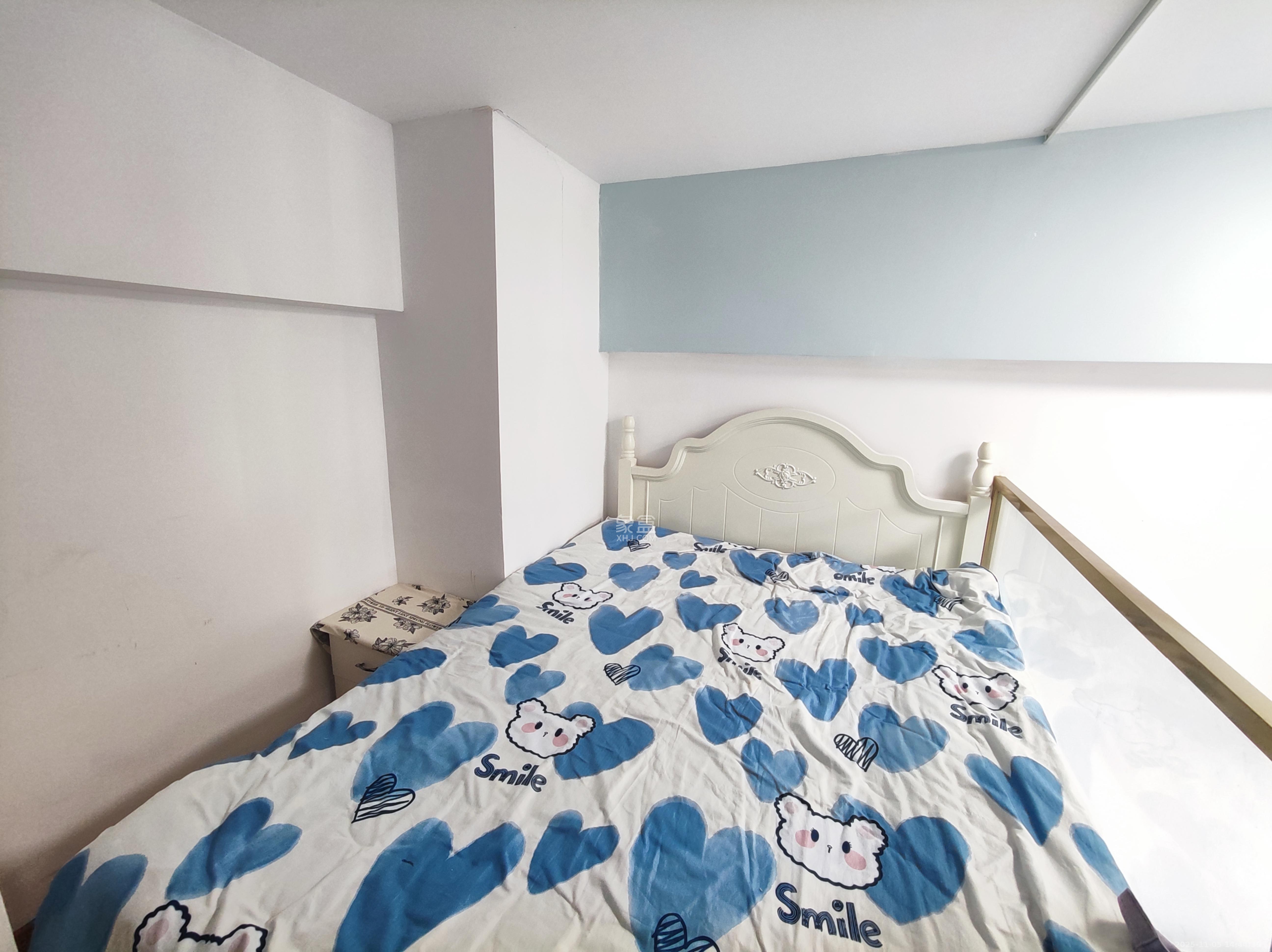 天麓轻奢国际 2室1厅1卫 1600.0元/月 天麓轻奢国际 2室1厅1卫 1600.0元/月室内图