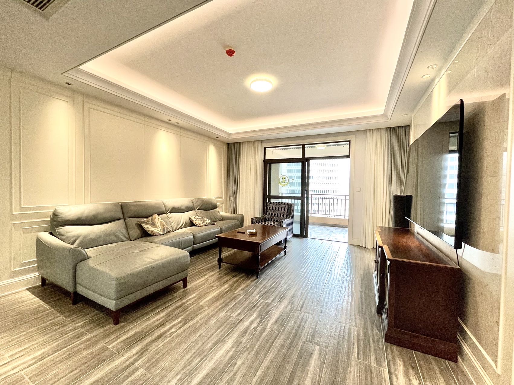 海航豪庭北苑  5室2厅4卫    9500.0元/月室内图