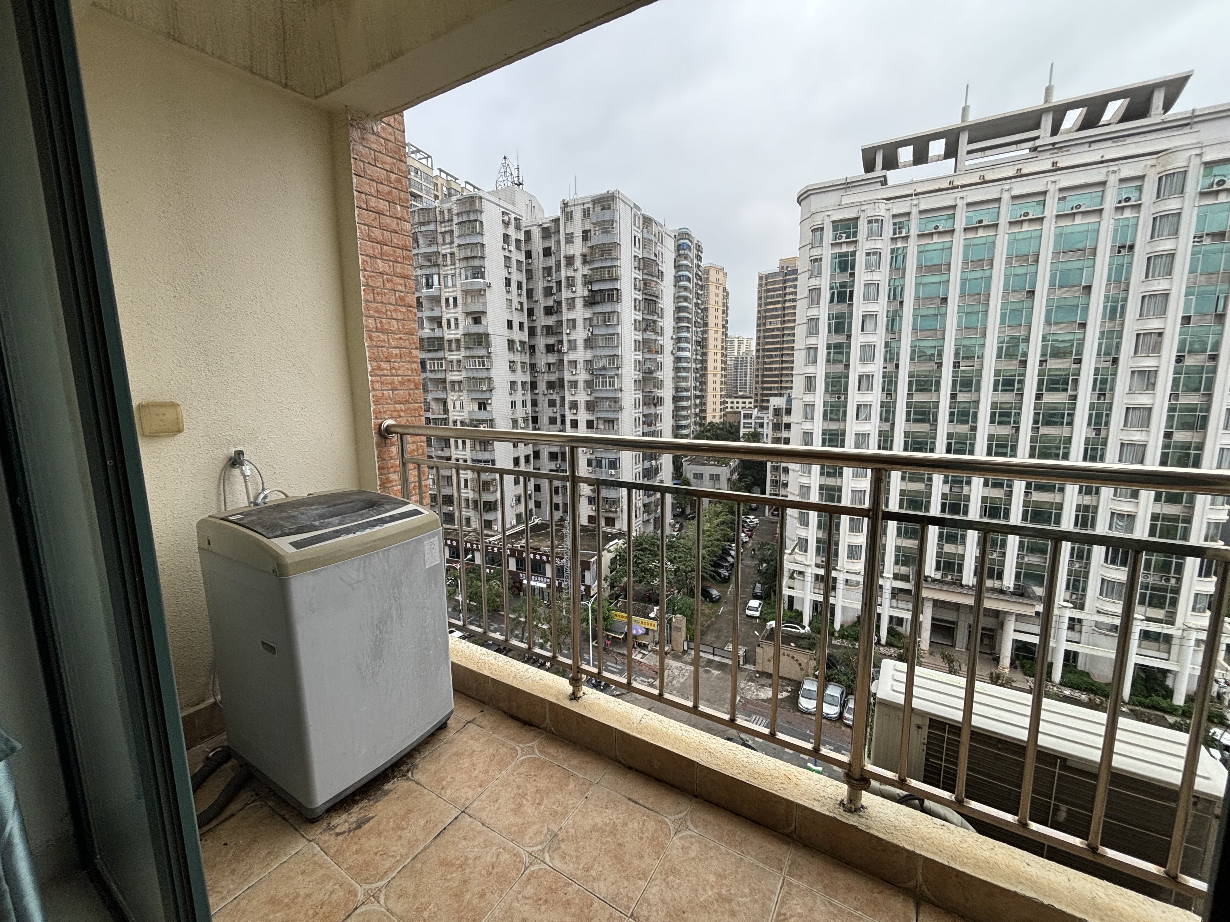 书馨苑 1室1厅1卫 1600.0元/月 书馨苑 1室1厅1卫 1600.0元/月室内图