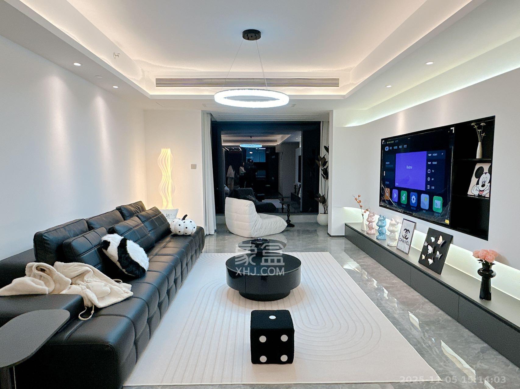 北辰瀚江府  3室2厅2卫    8500.0元/月