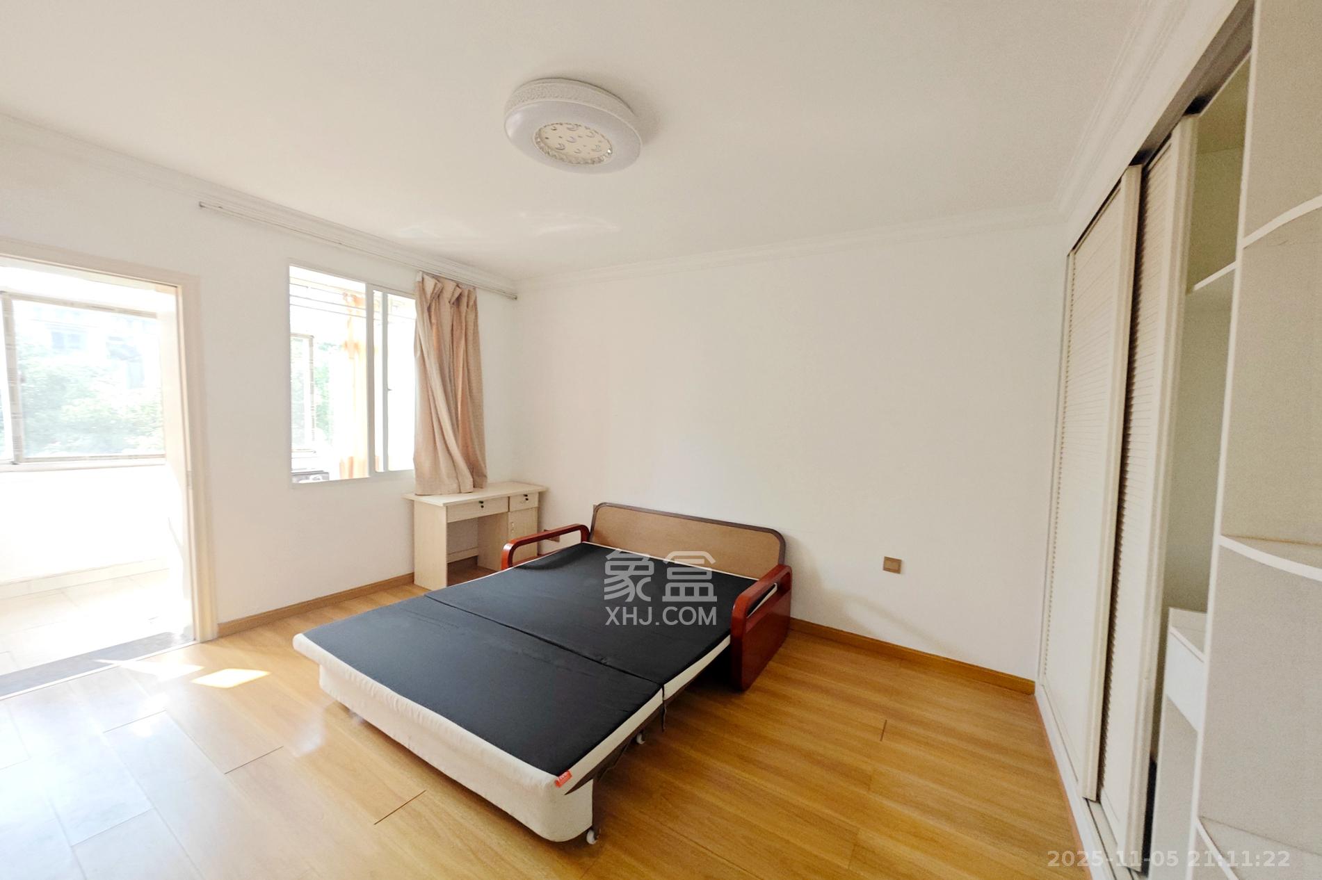 桂花二村  2室1厅1卫    42.0万卧室