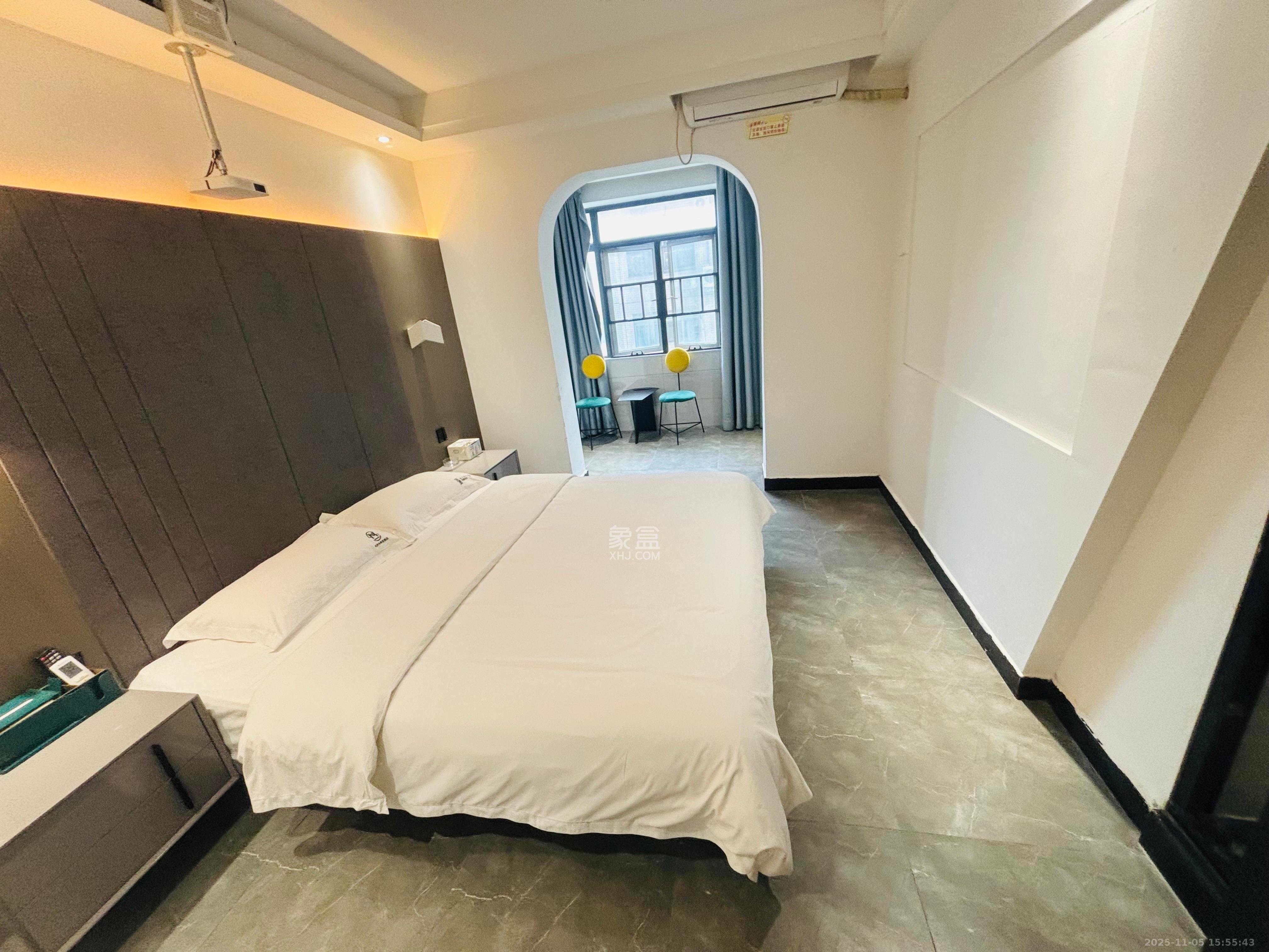 王府井公寓(福源公寓) 4室1厅1卫 6000.0元/月 王府井公寓(福源公寓) 4室1厅1卫 6000.0元/月室内图